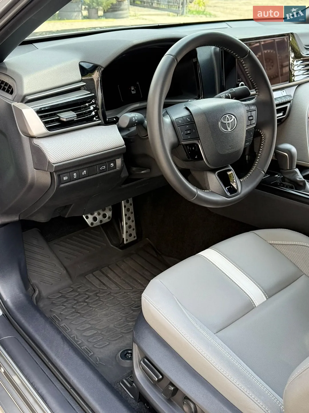 2025 Toyota Camry - мініатюра 16
