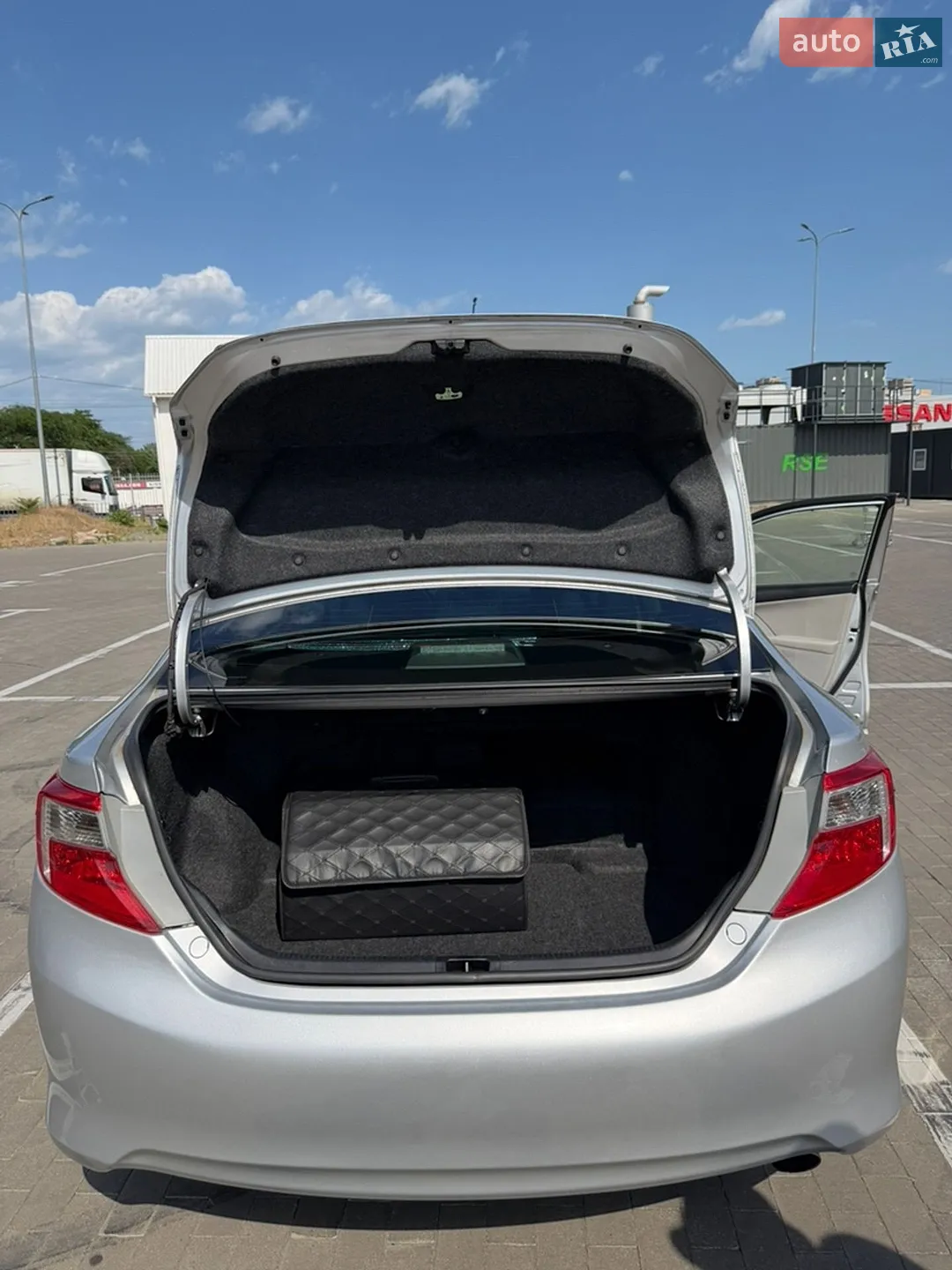 2014 Toyota Camry - мініатюра 18