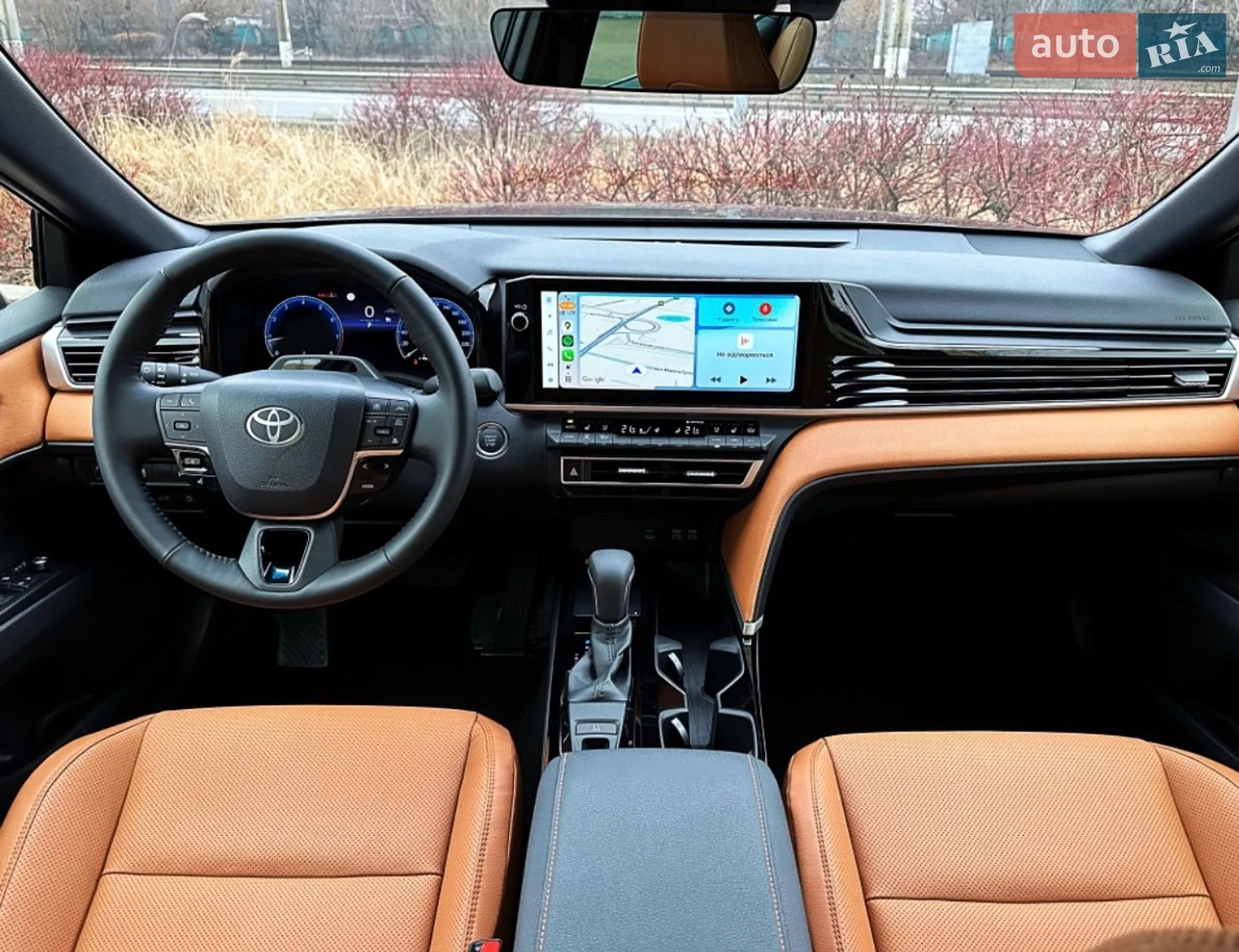 2025 Toyota Camry - фото 1