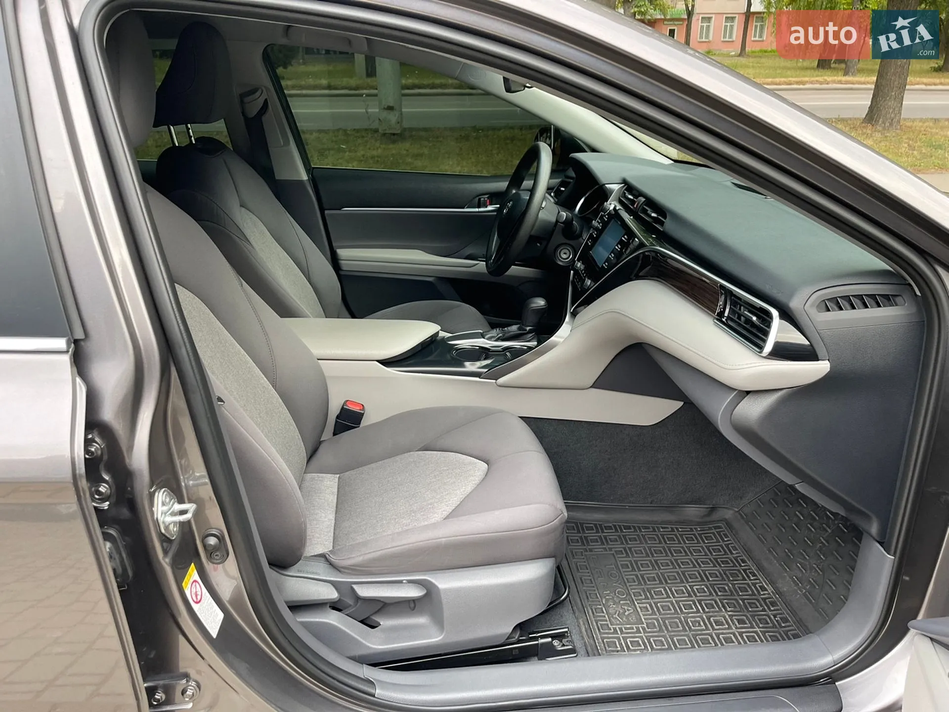 2017 Toyota Camry - мініатюра 29