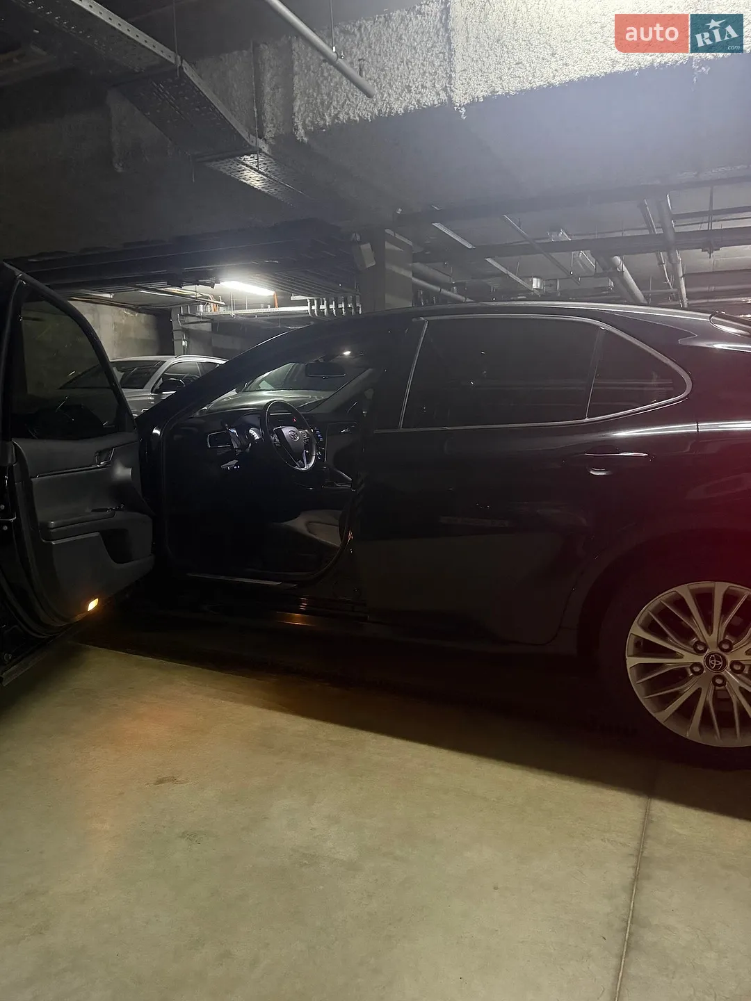 2018 Toyota Camry - мініатюра 7