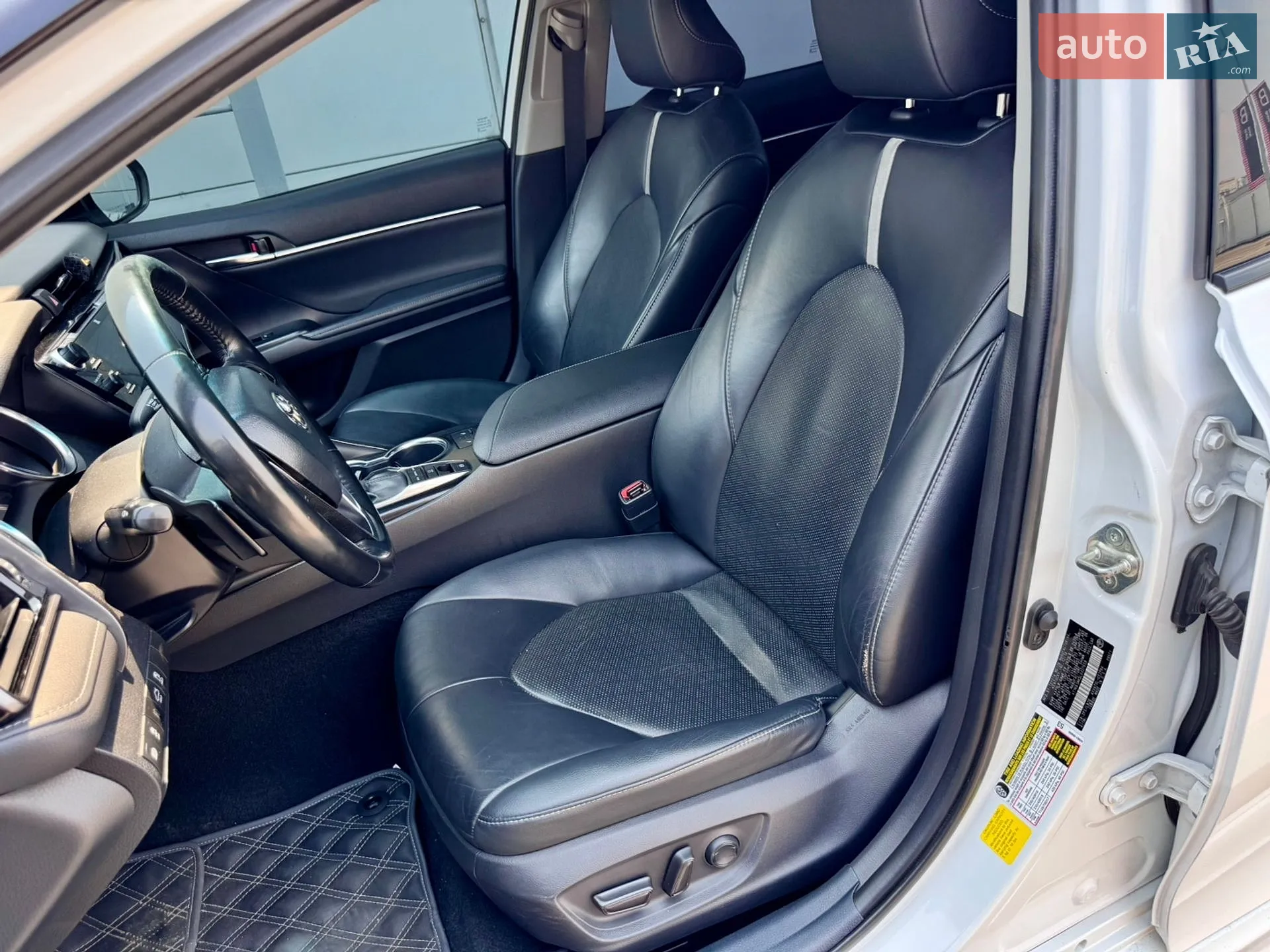 2019 Toyota Camry - мініатюра 39