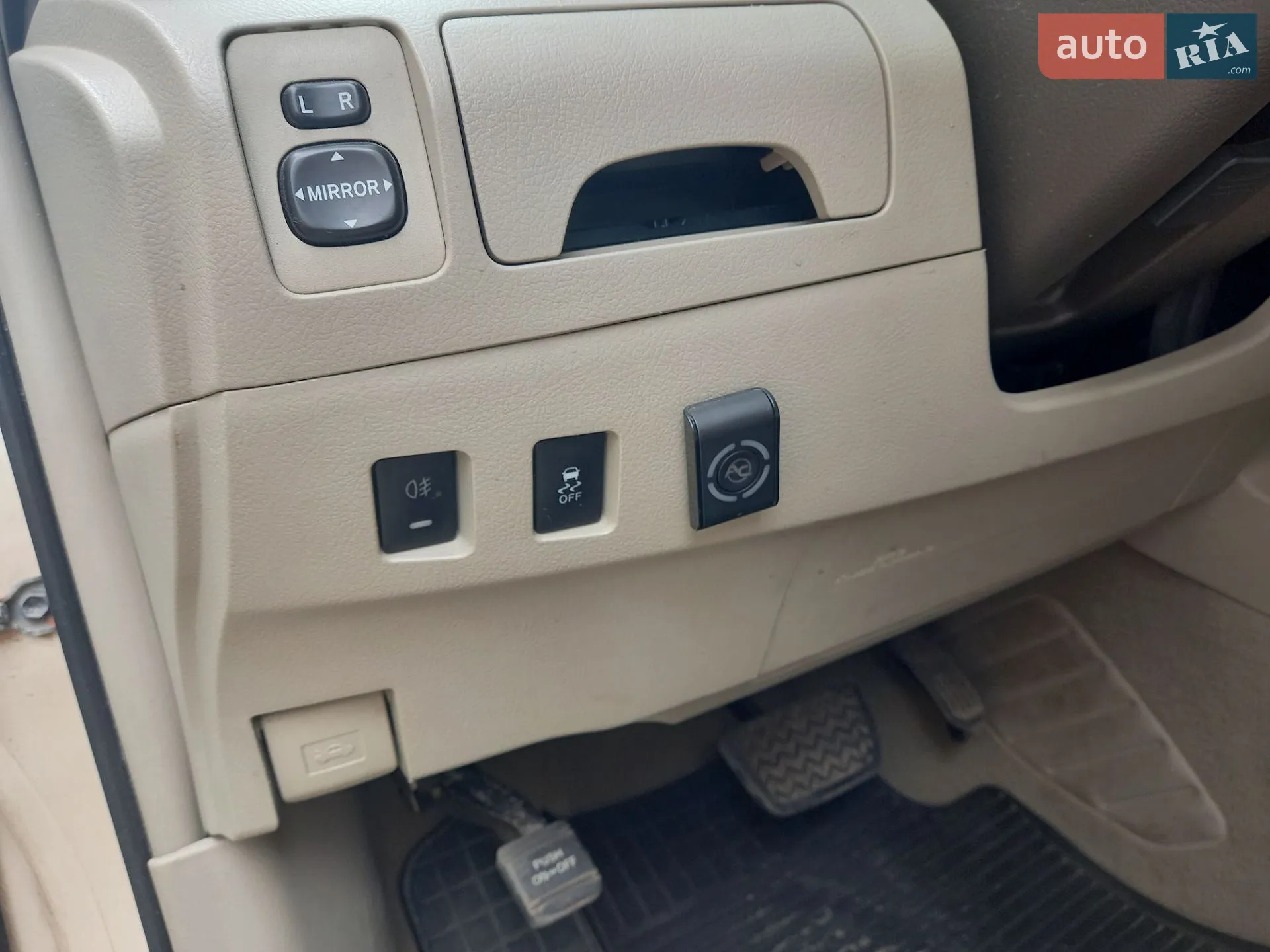 2010 Toyota Camry - мініатюра 13