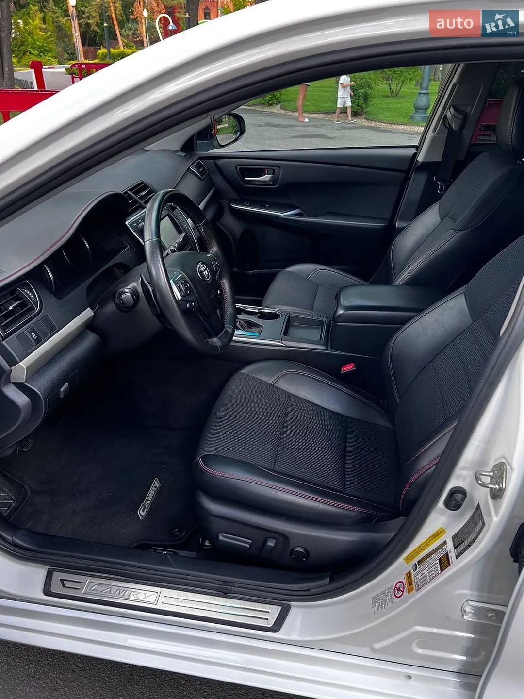 2017 Toyota Camry - мініатюра 22