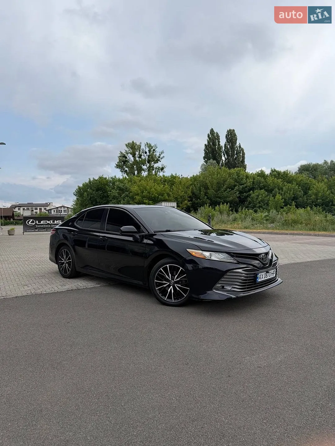 2017 Toyota Camry - мініатюра 2