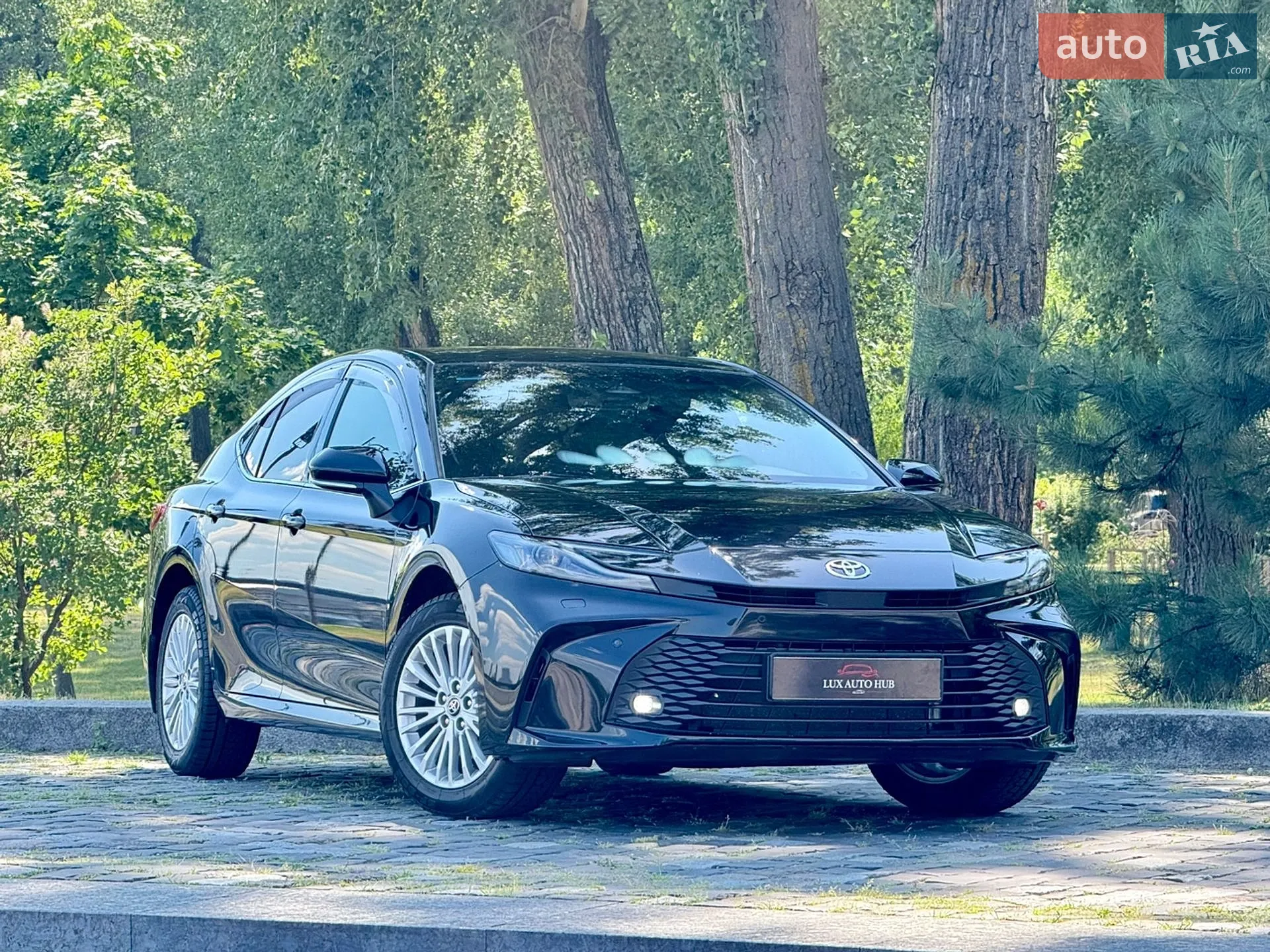 2025 Toyota Camry - мініатюра 3
