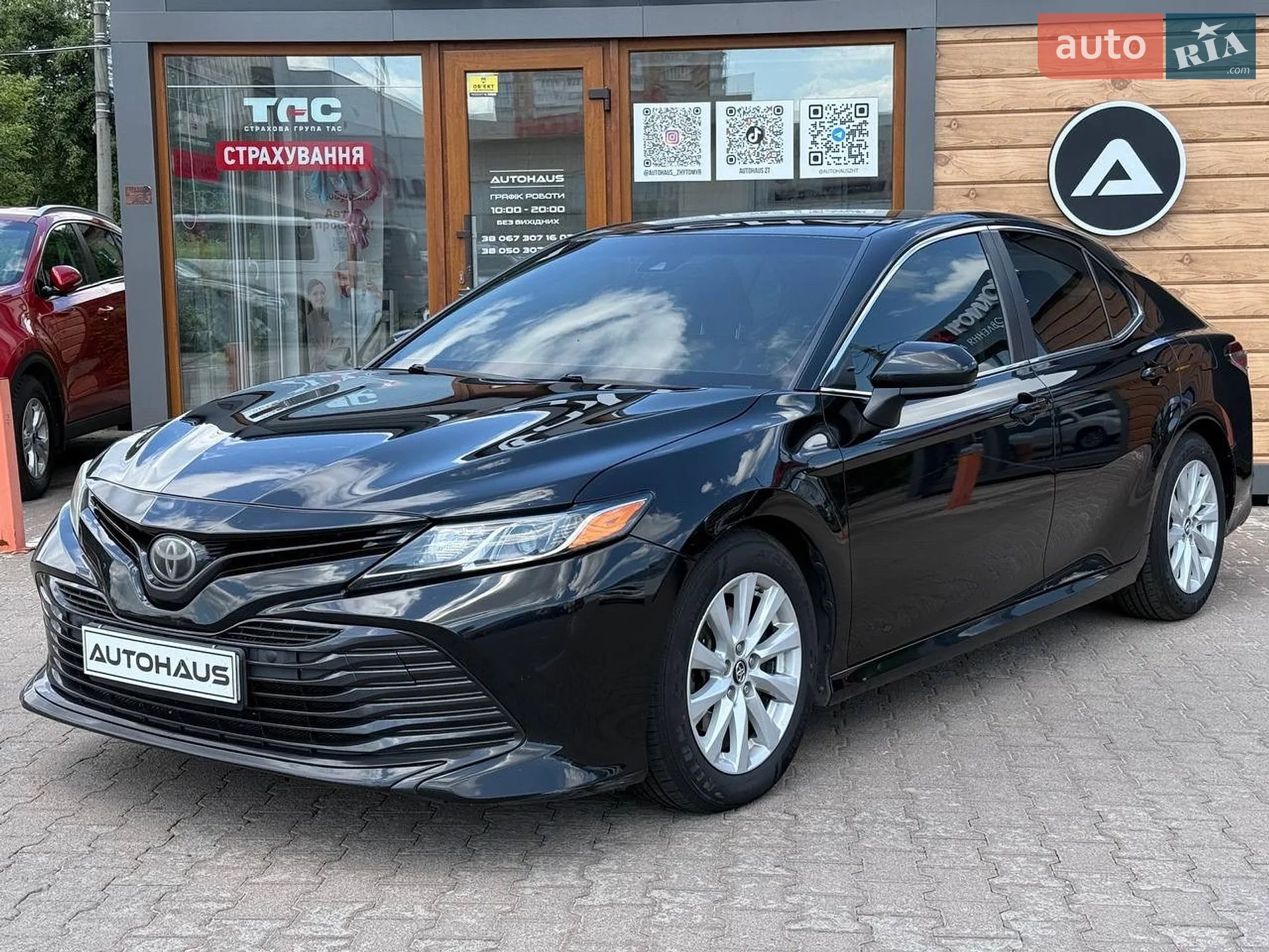2018 Toyota Camry - мініатюра 3