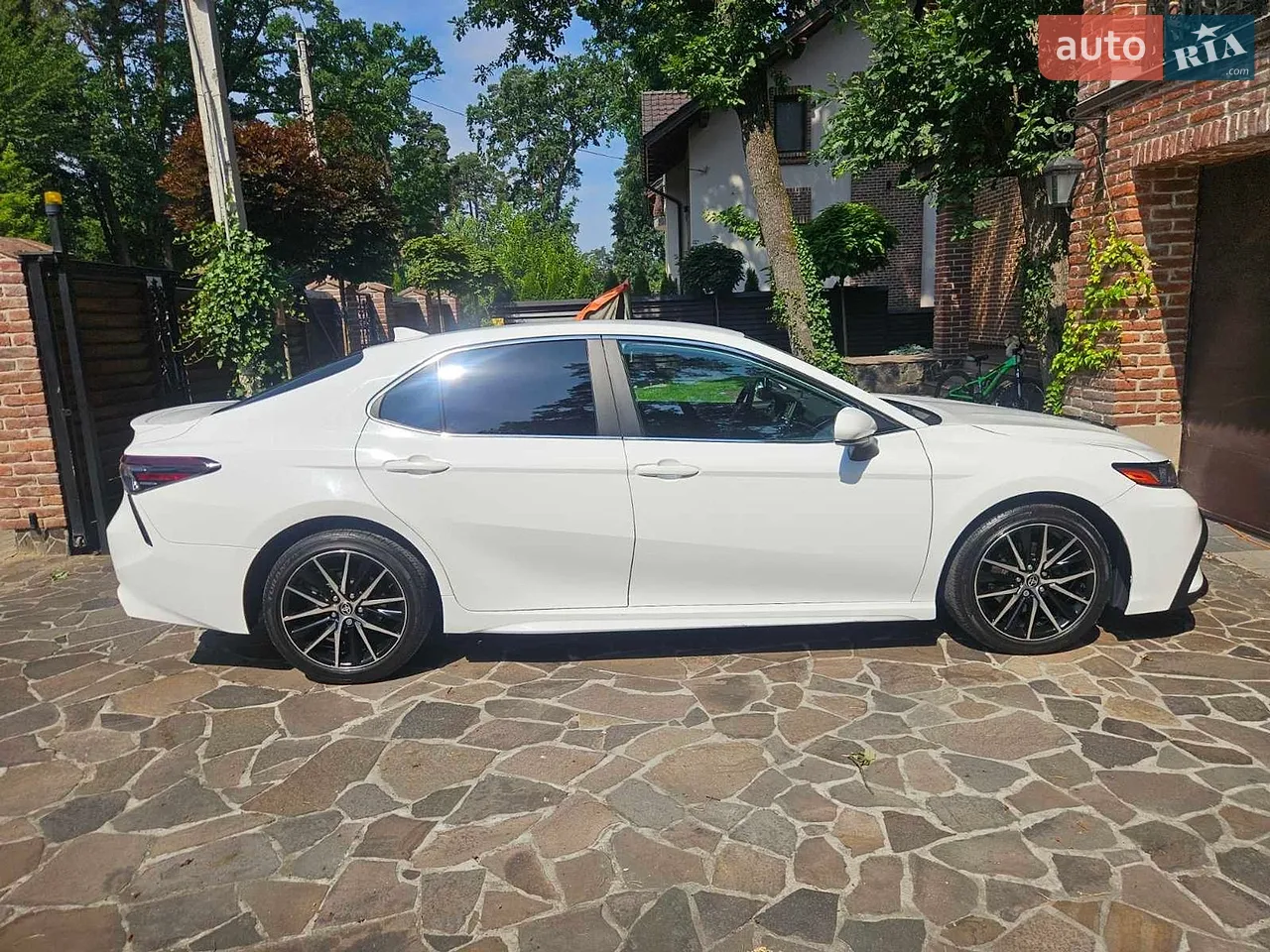 2021 Toyota Camry - мініатюра 16