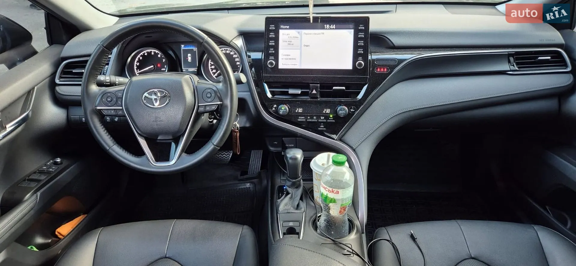 2023 Toyota Camry - мініатюра 4