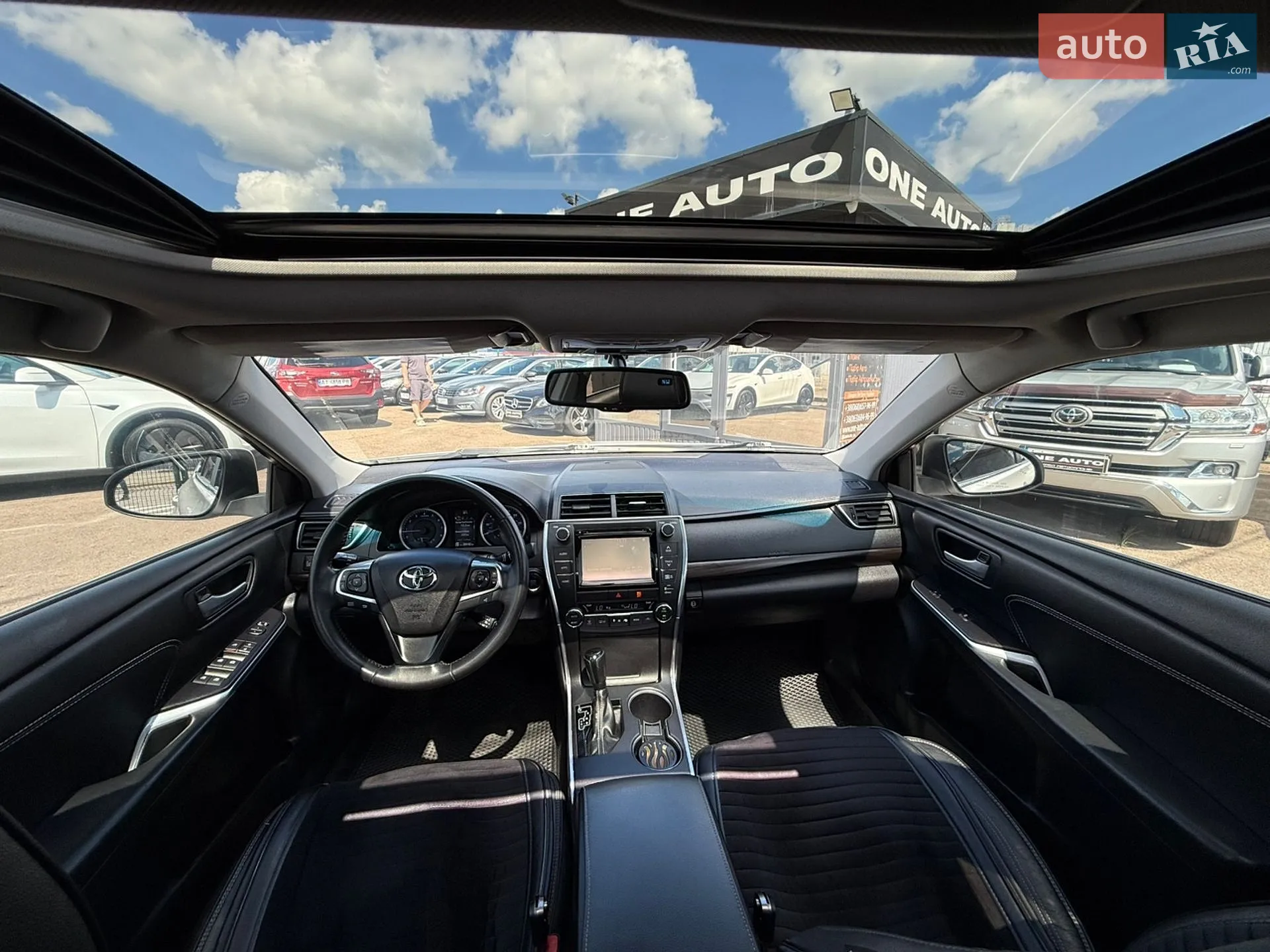 2015 Toyota Camry - мініатюра 29
