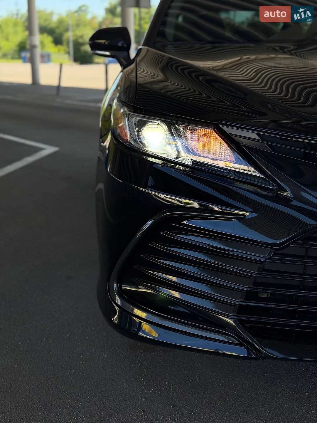 2022 Toyota Camry - мініатюра 3