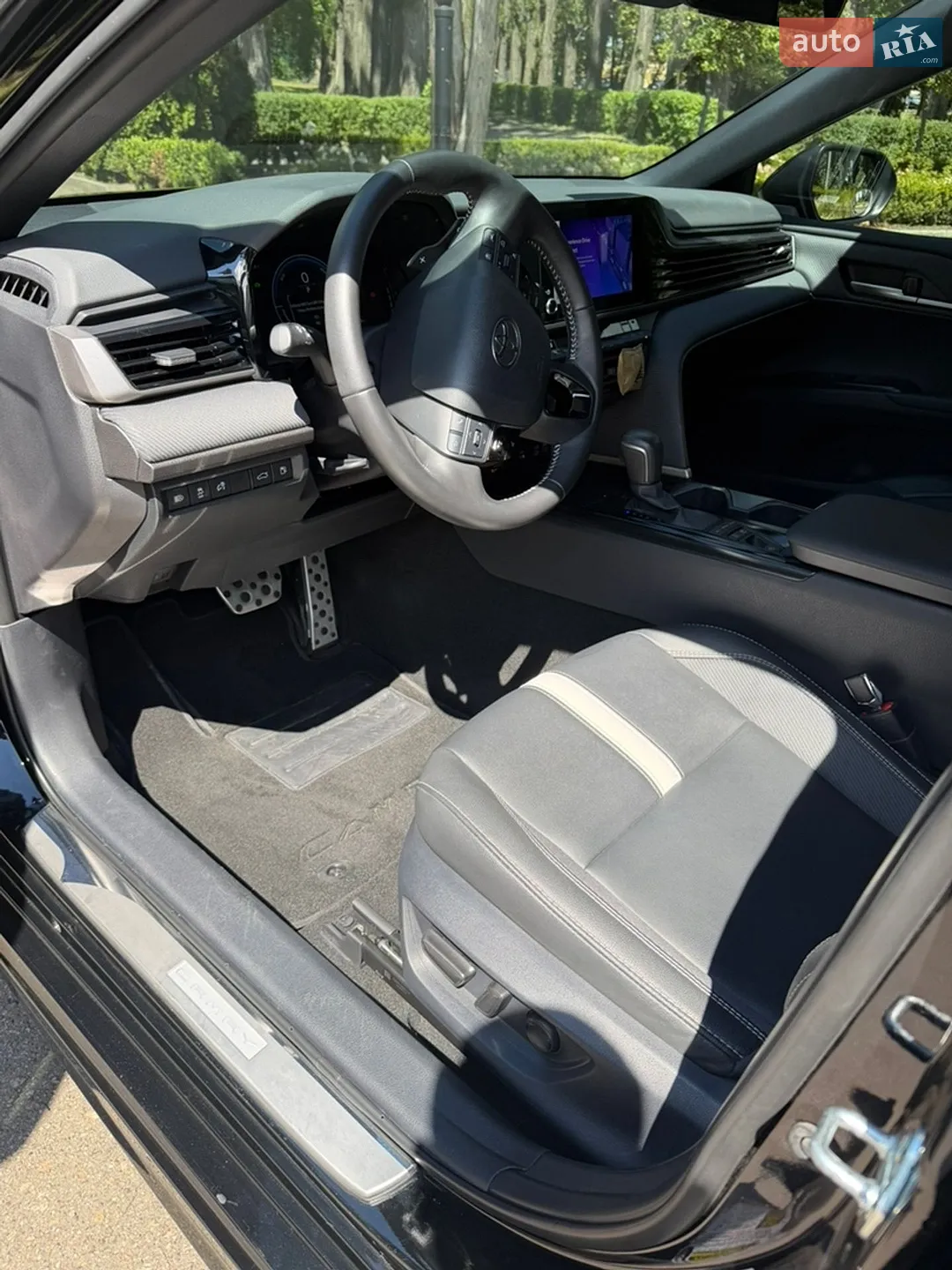 2025 Toyota Camry - мініатюра 15