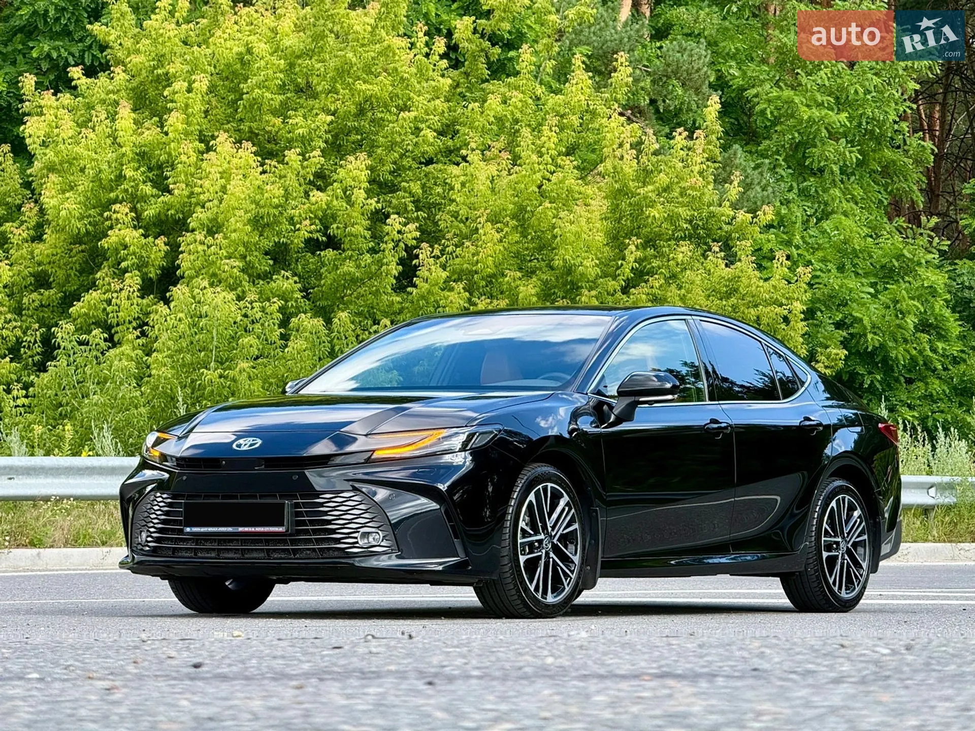 2024 Toyota Camry - мініатюра 2