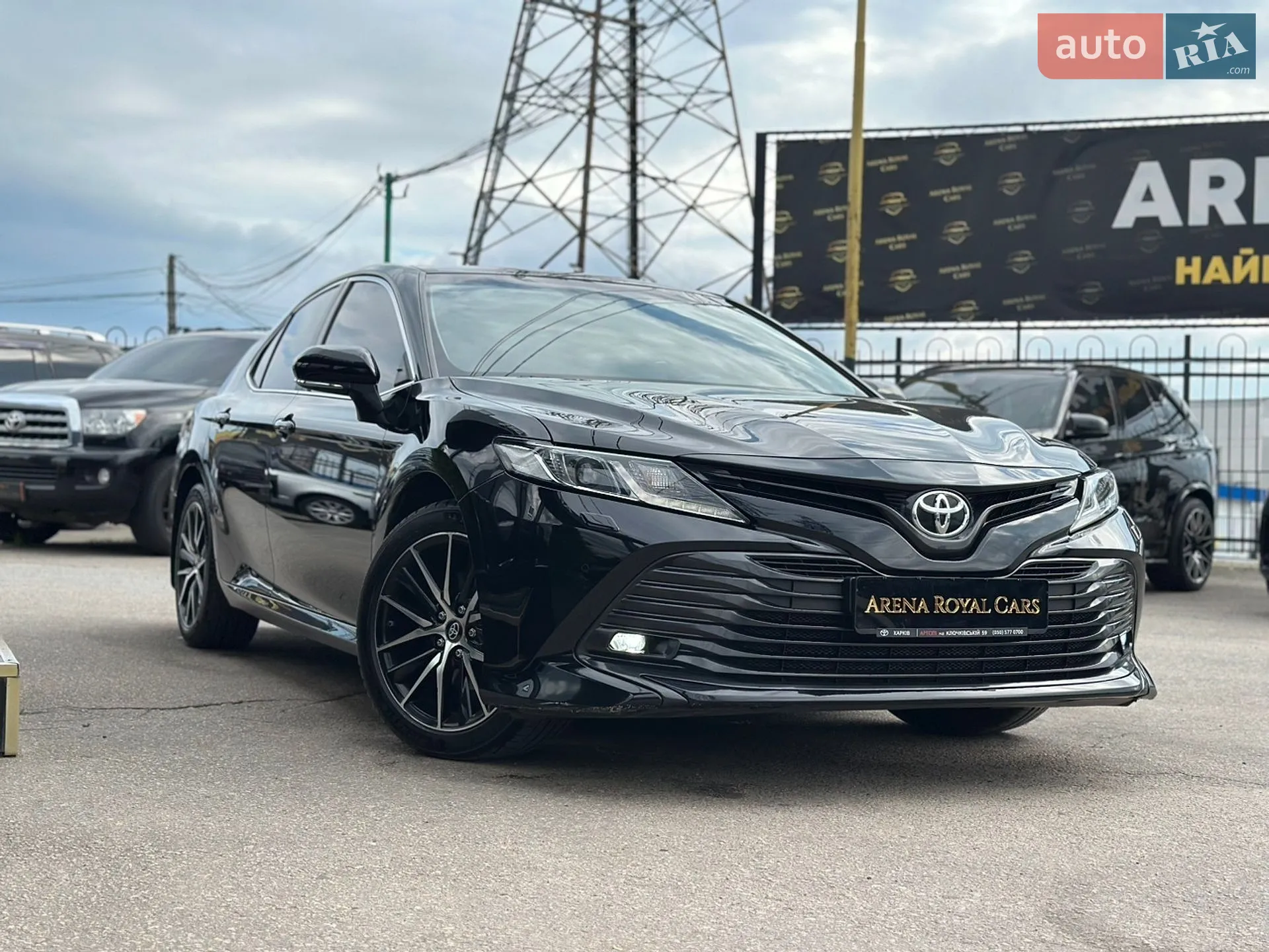 2020 Toyota Camry - мініатюра 3