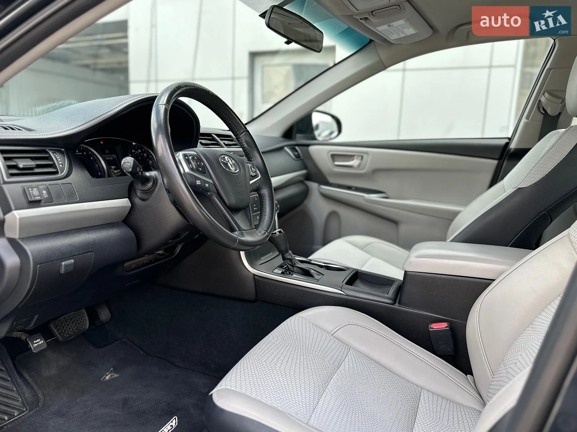 2017 Toyota Camry - мініатюра 9
