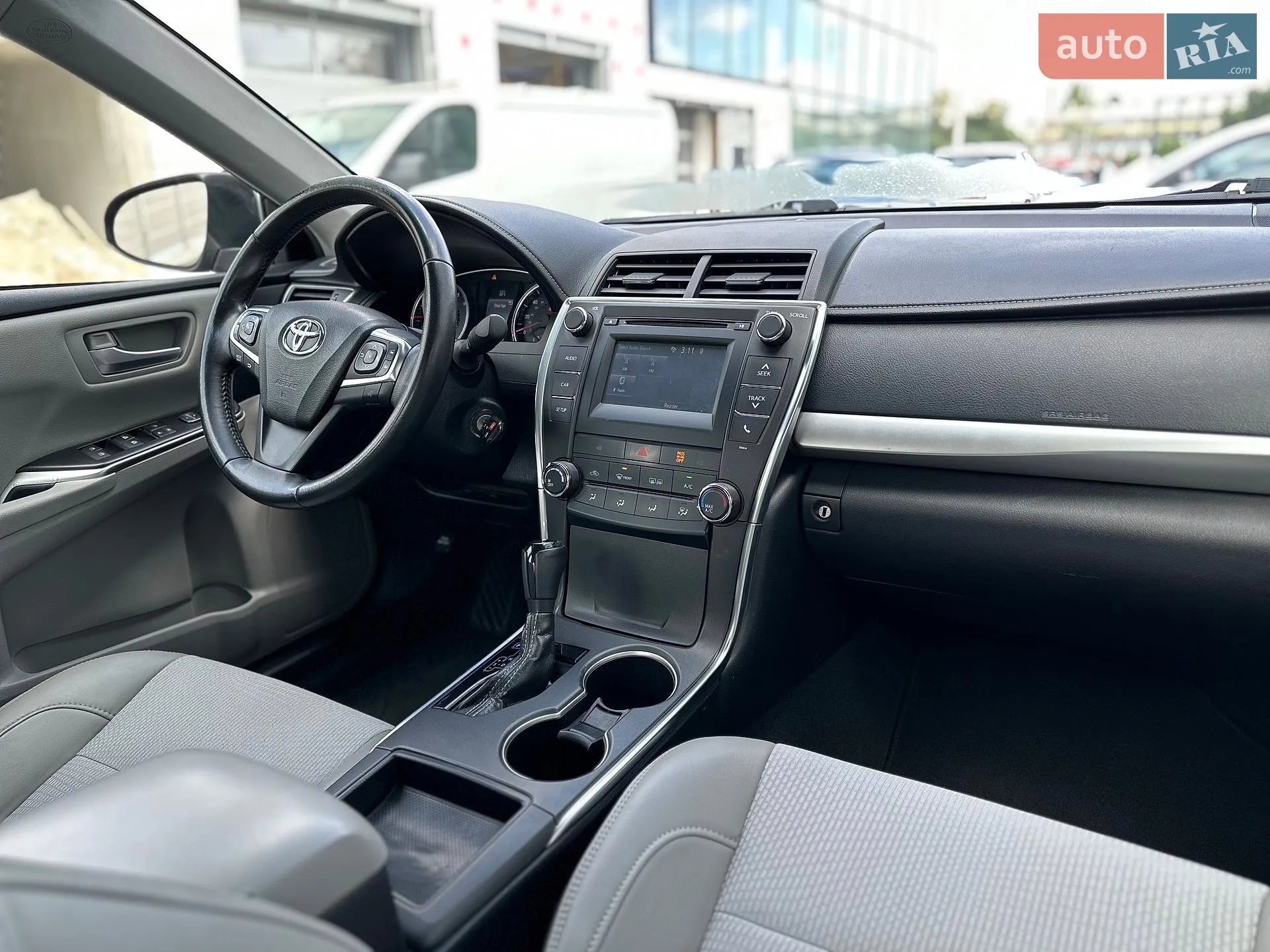 2017 Toyota Camry - мініатюра 12