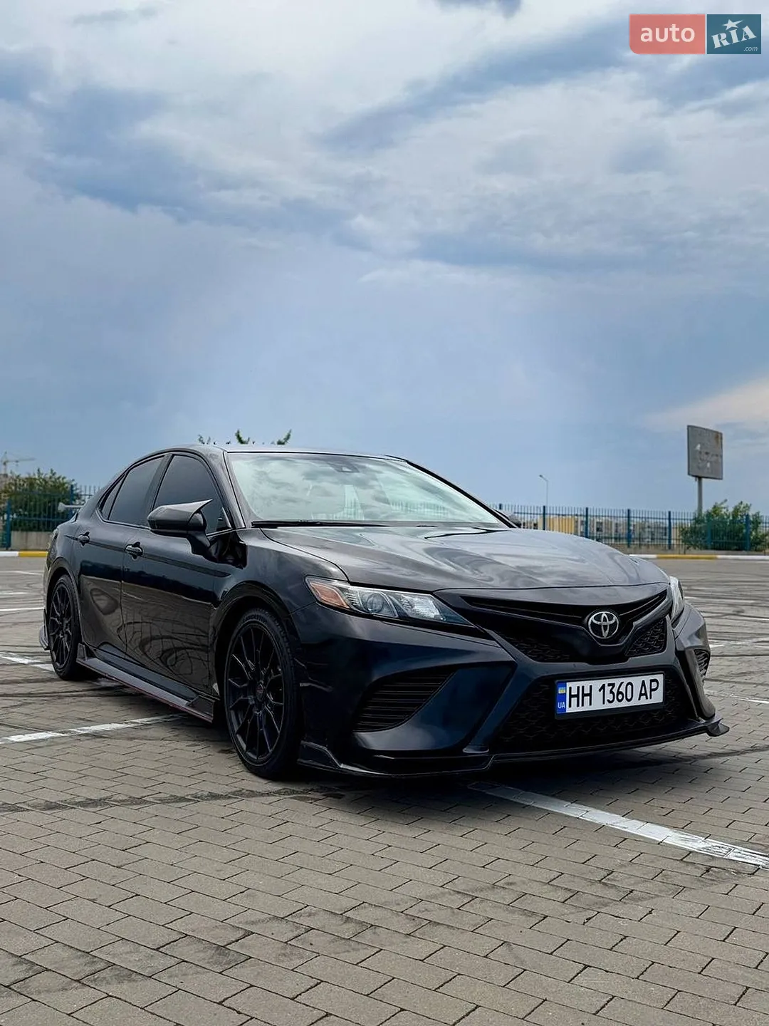 2020 Toyota Camry - мініатюра 3