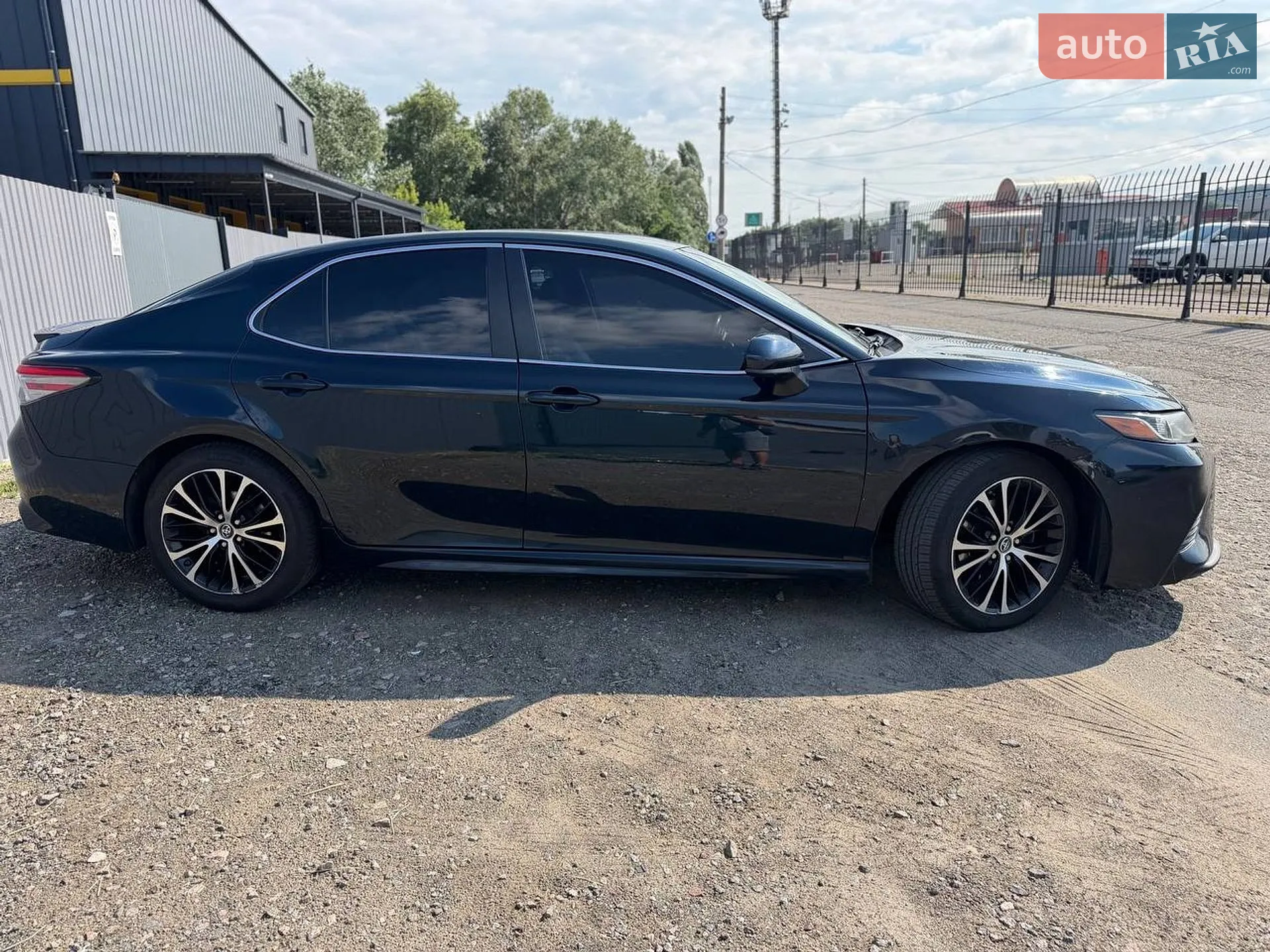 2018 Toyota Camry - мініатюра 4