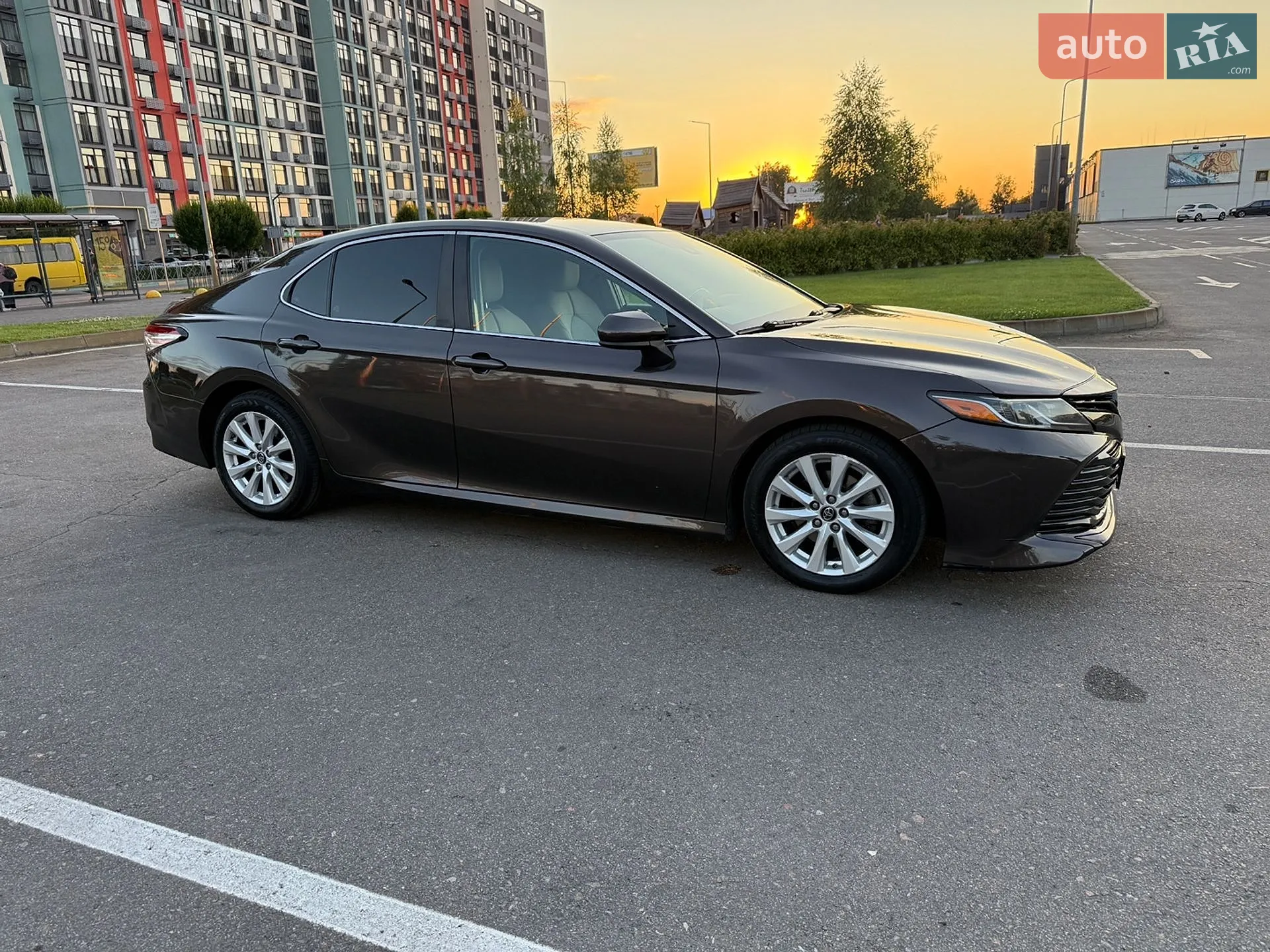 2018 Toyota Camry - мініатюра 8