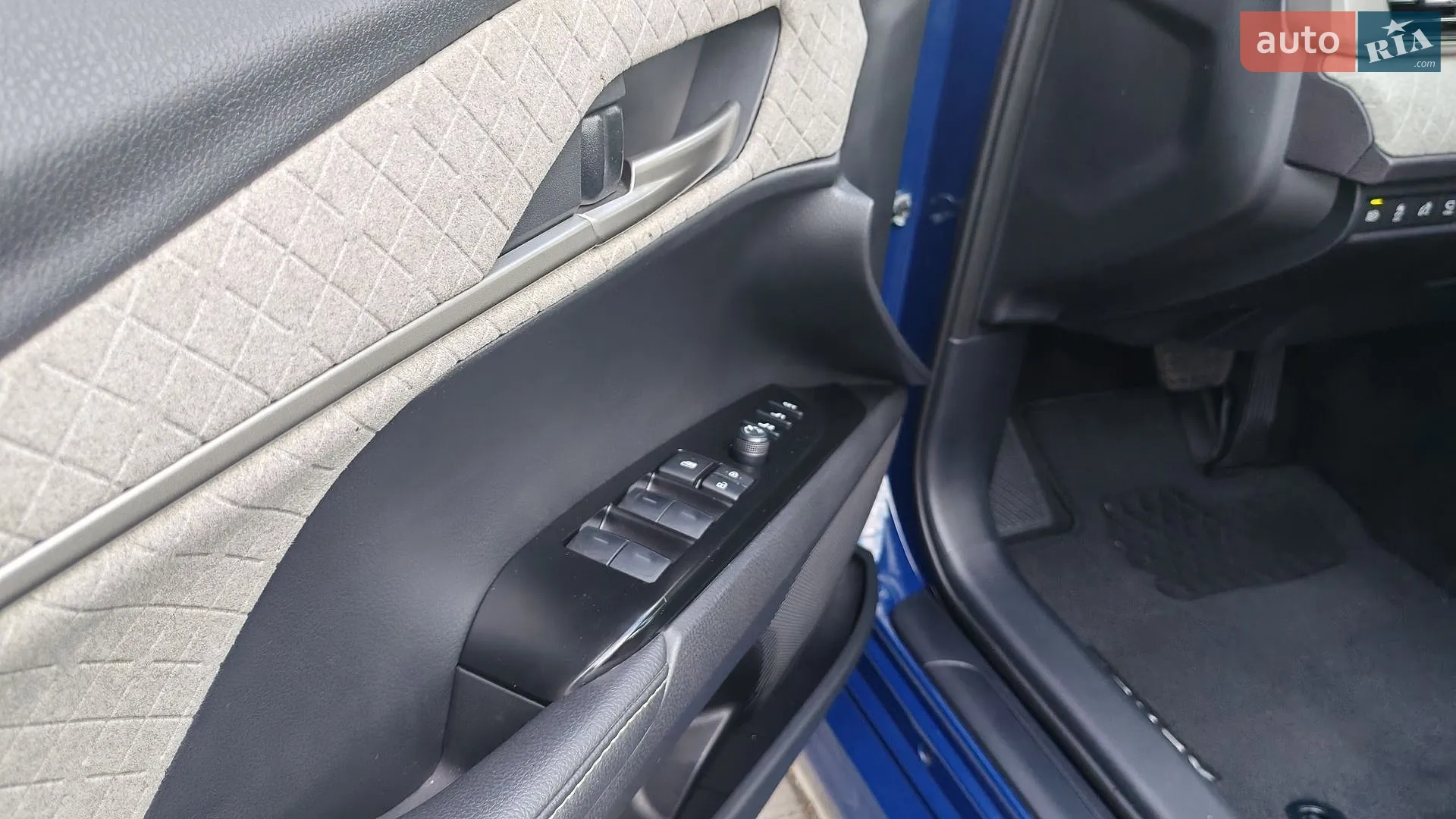 2024 Toyota Camry - мініатюра 63