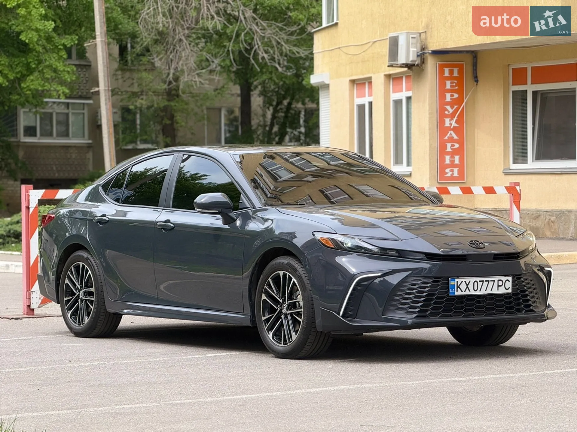 2025 Toyota Camry - мініатюра 5