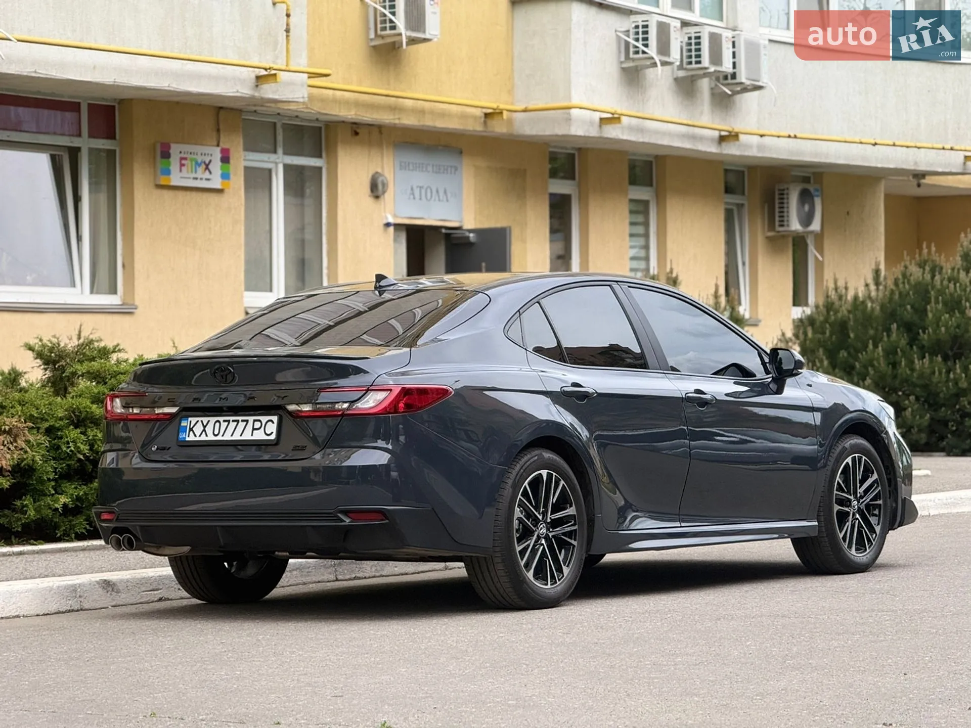 2025 Toyota Camry - мініатюра 11