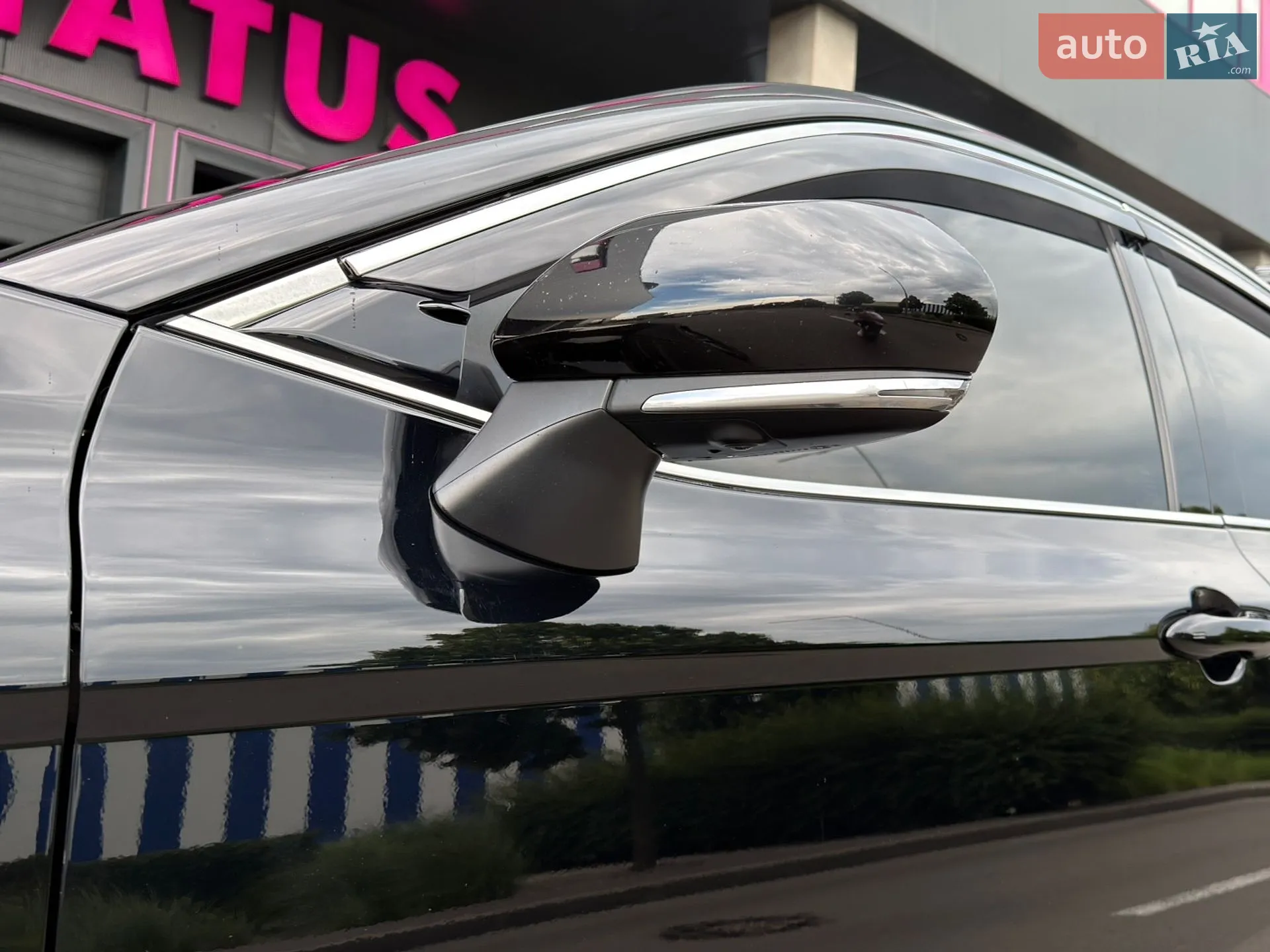2022 Toyota Camry - мініатюра 8