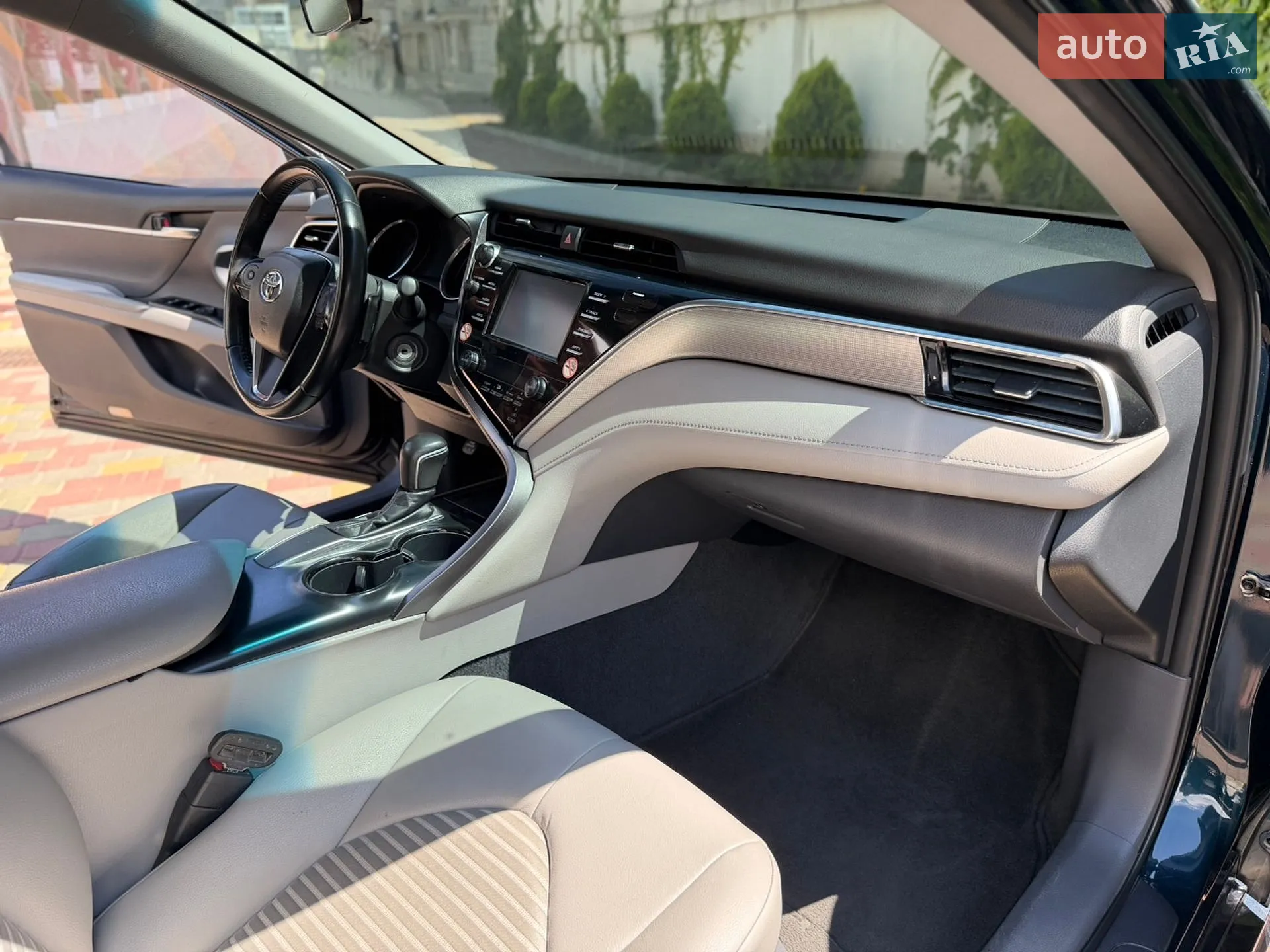 2018 Toyota Camry - мініатюра 15