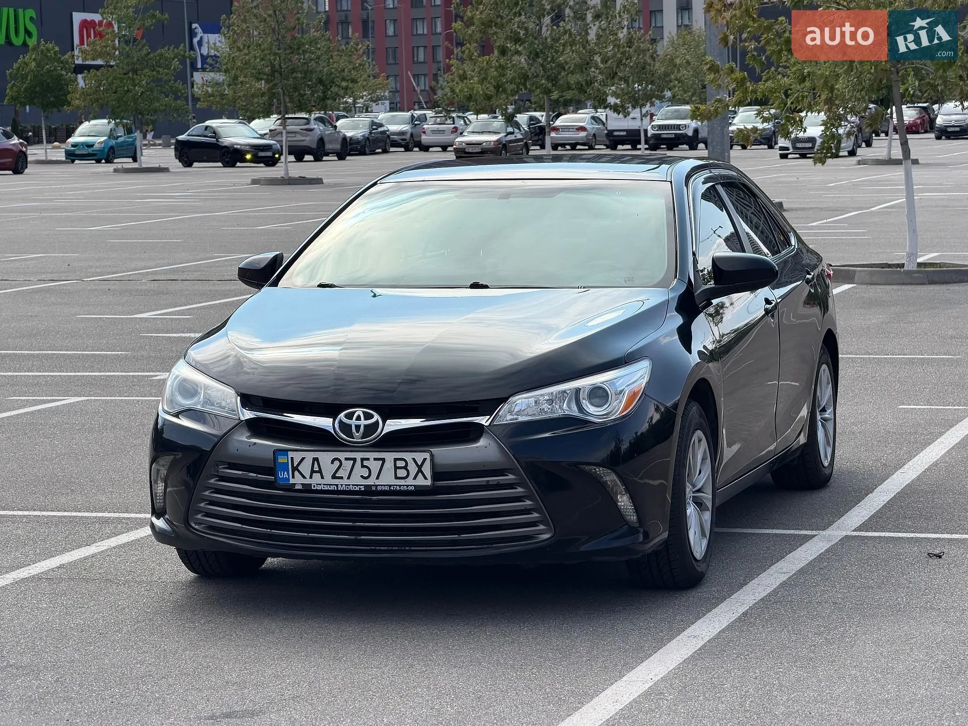 2016 Toyota Camry - фото 1