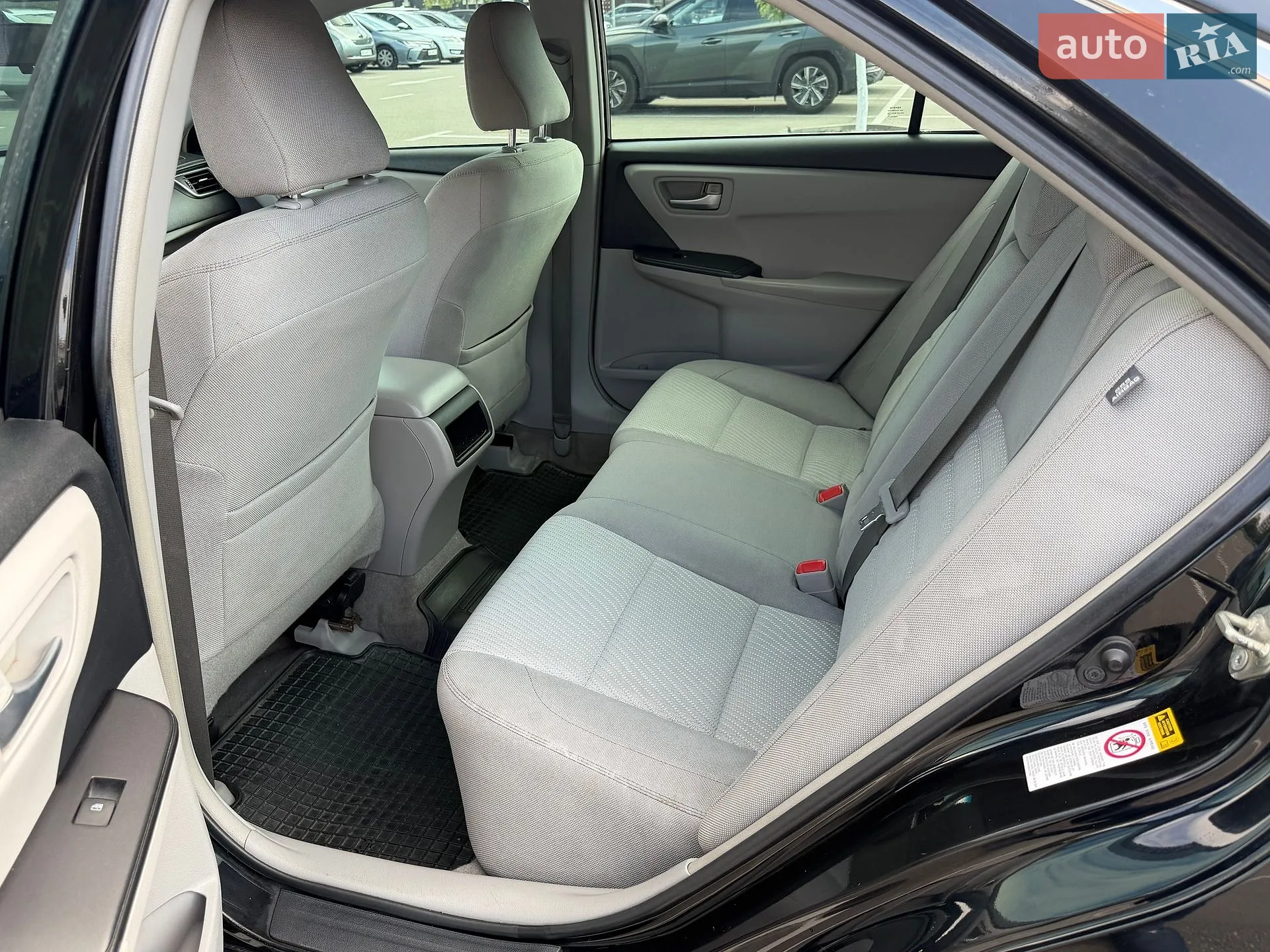 2016 Toyota Camry - мініатюра 14
