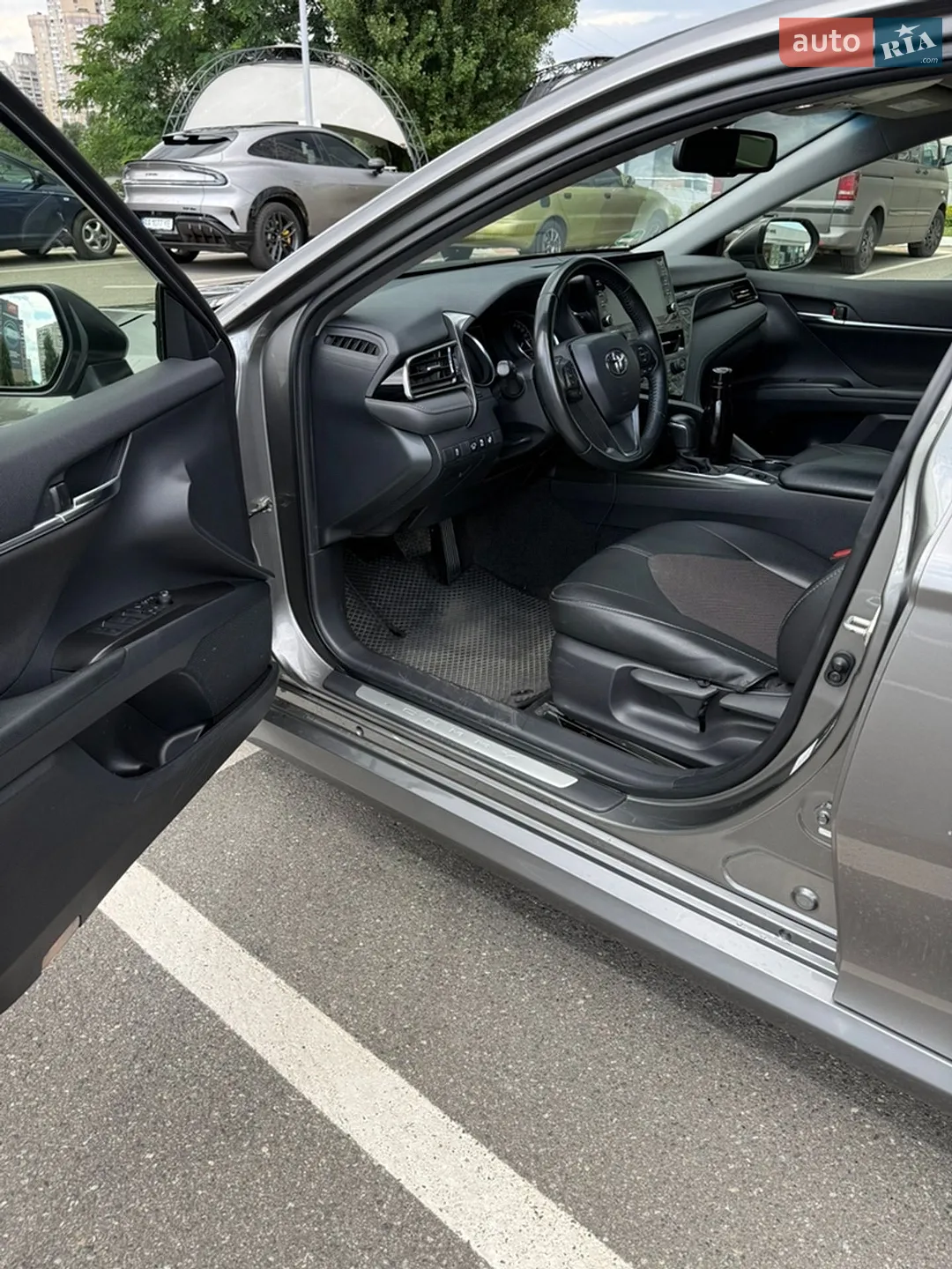 2023 Toyota Camry - мініатюра 17