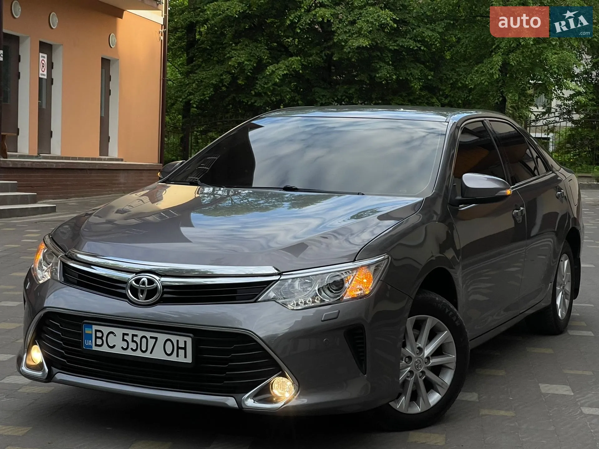 2016 Toyota Camry - мініатюра 8