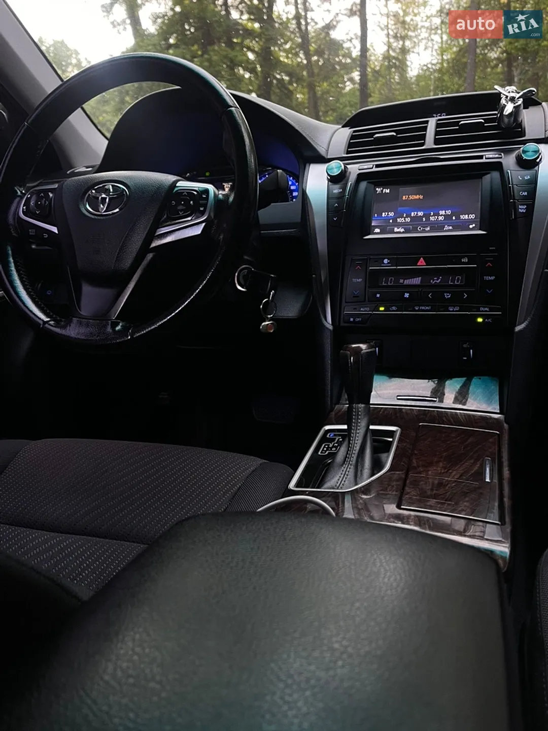 2016 Toyota Camry - мініатюра 25