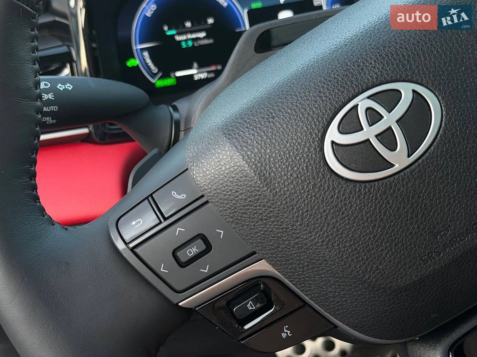2025 Toyota Camry - мініатюра 32