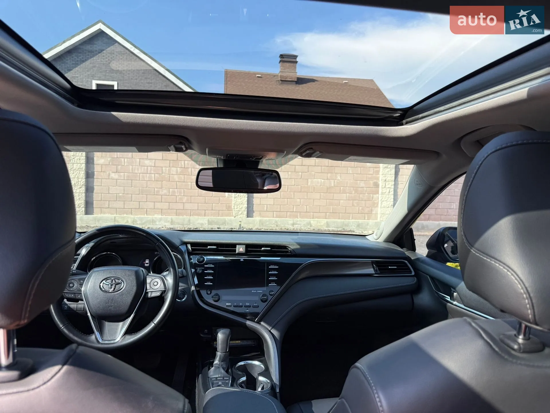 2018 Toyota Camry - мініатюра 14