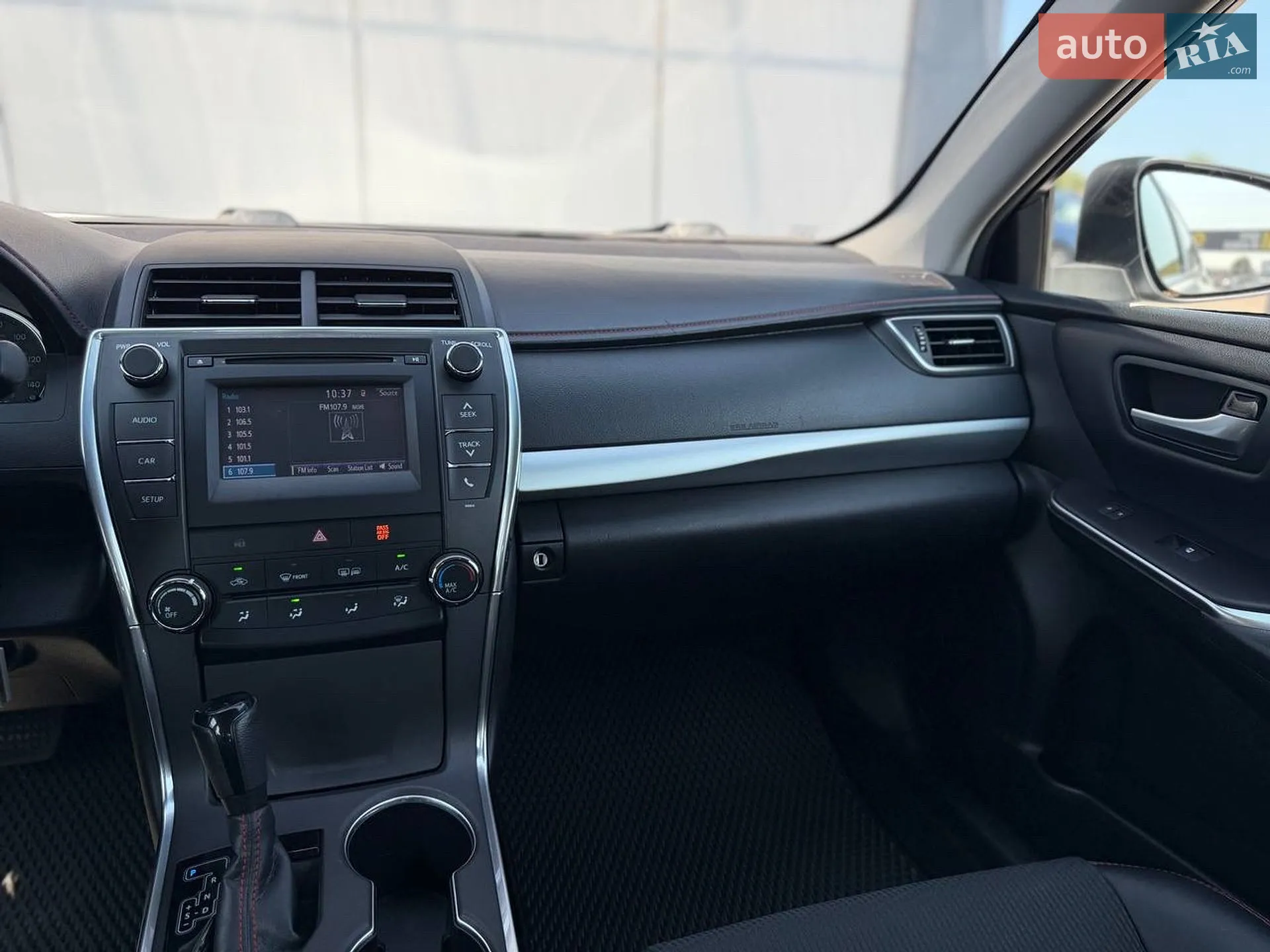 2015 Toyota Camry - мініатюра 20