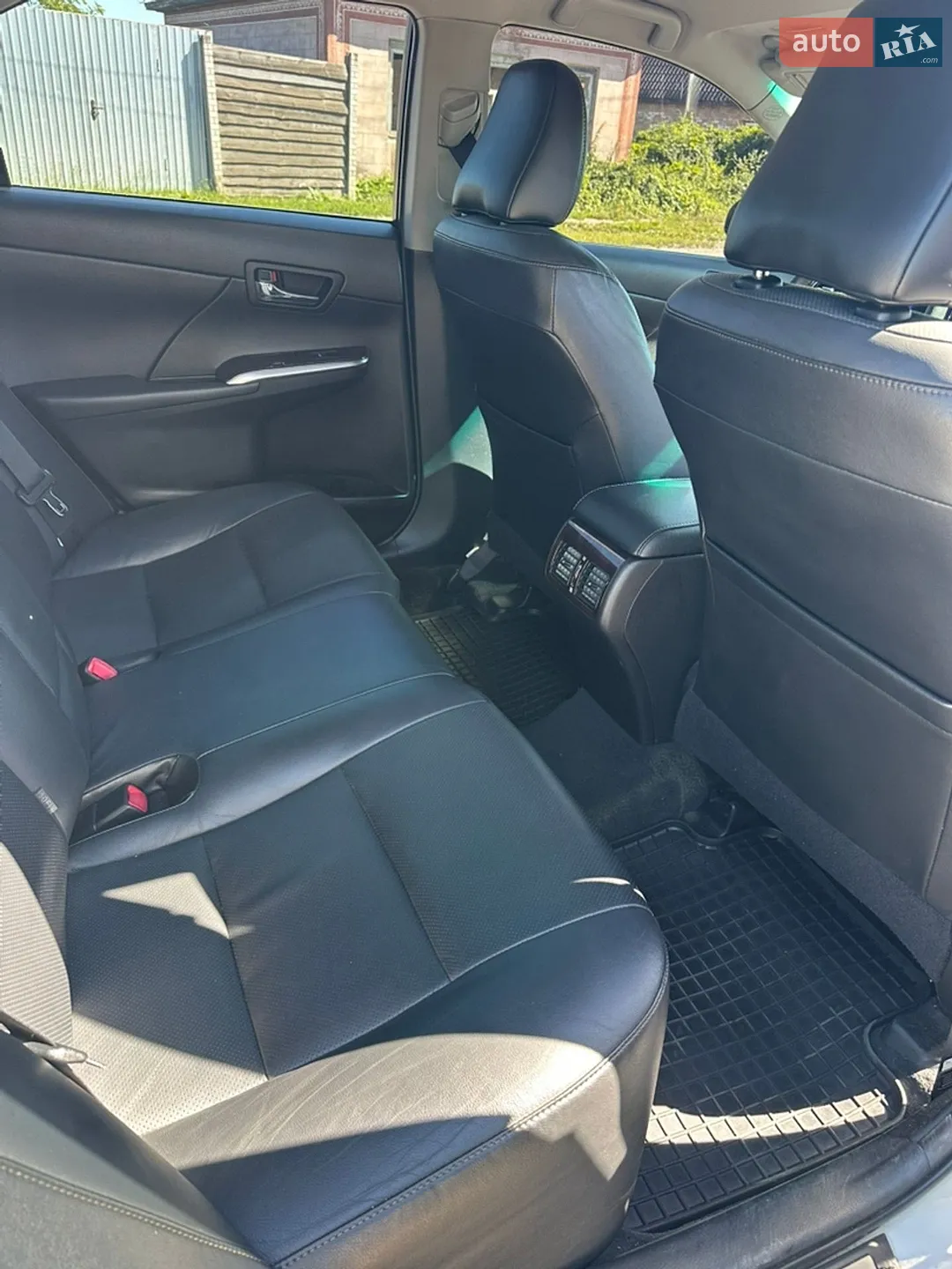 2016 Toyota Camry - мініатюра 9