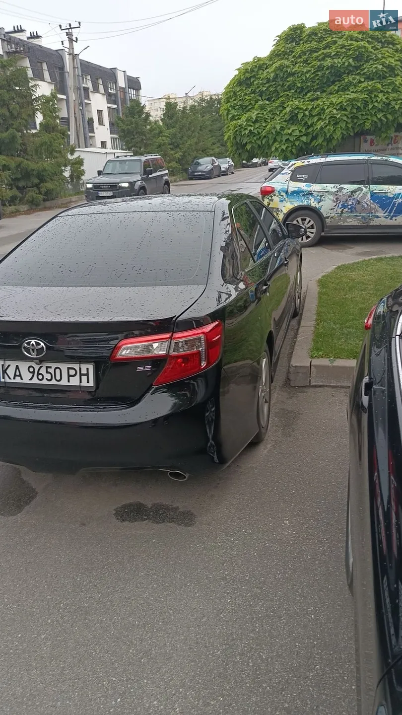 2013 Toyota Camry - мініатюра 2