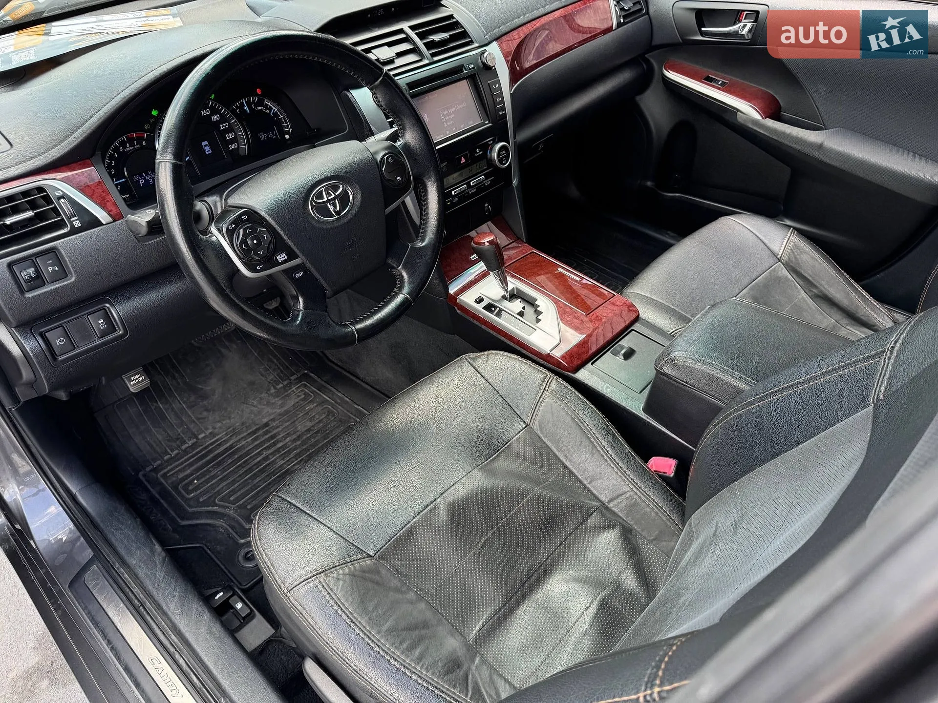2014 Toyota Camry - мініатюра 29