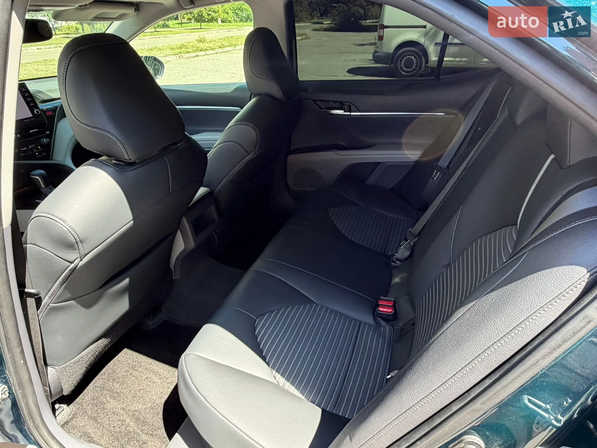 2021 Toyota Camry - мініатюра 15