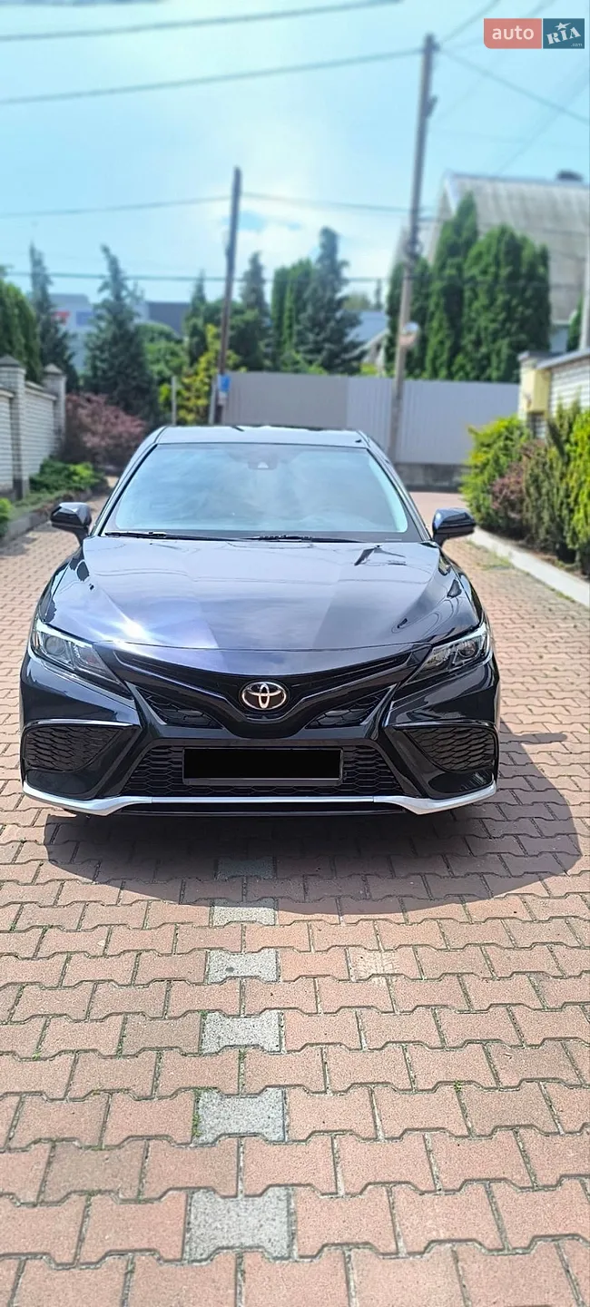 2020 Toyota Camry - мініатюра 2