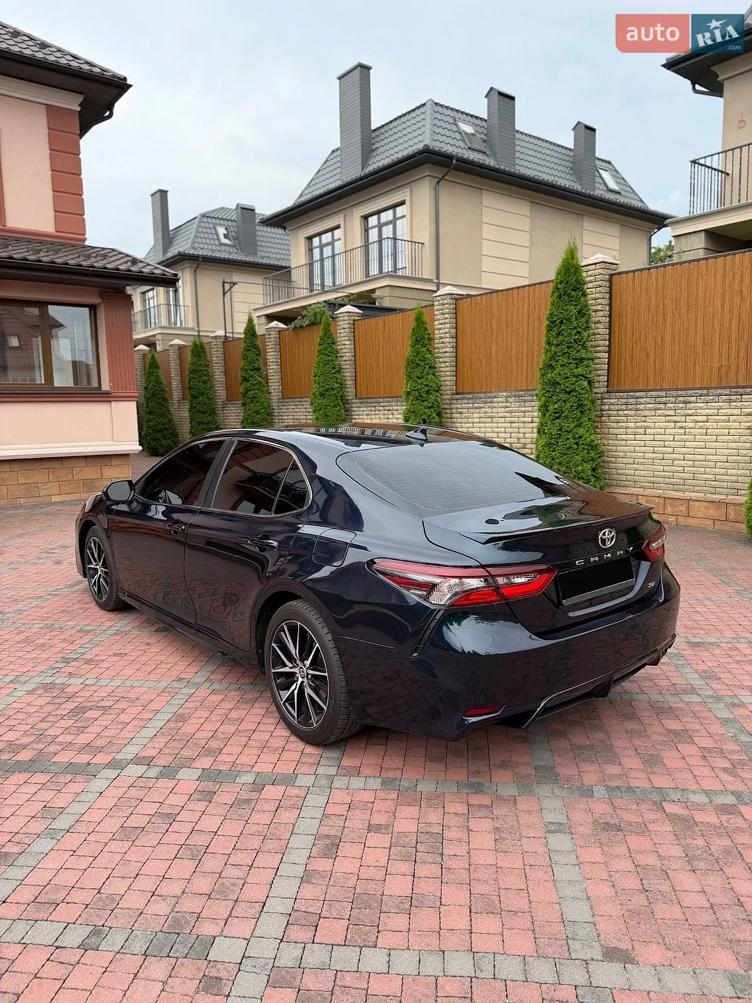 2020 Toyota Camry - мініатюра 14