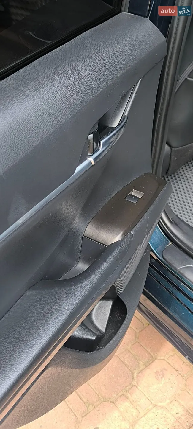 2020 Toyota Camry - мініатюра 25