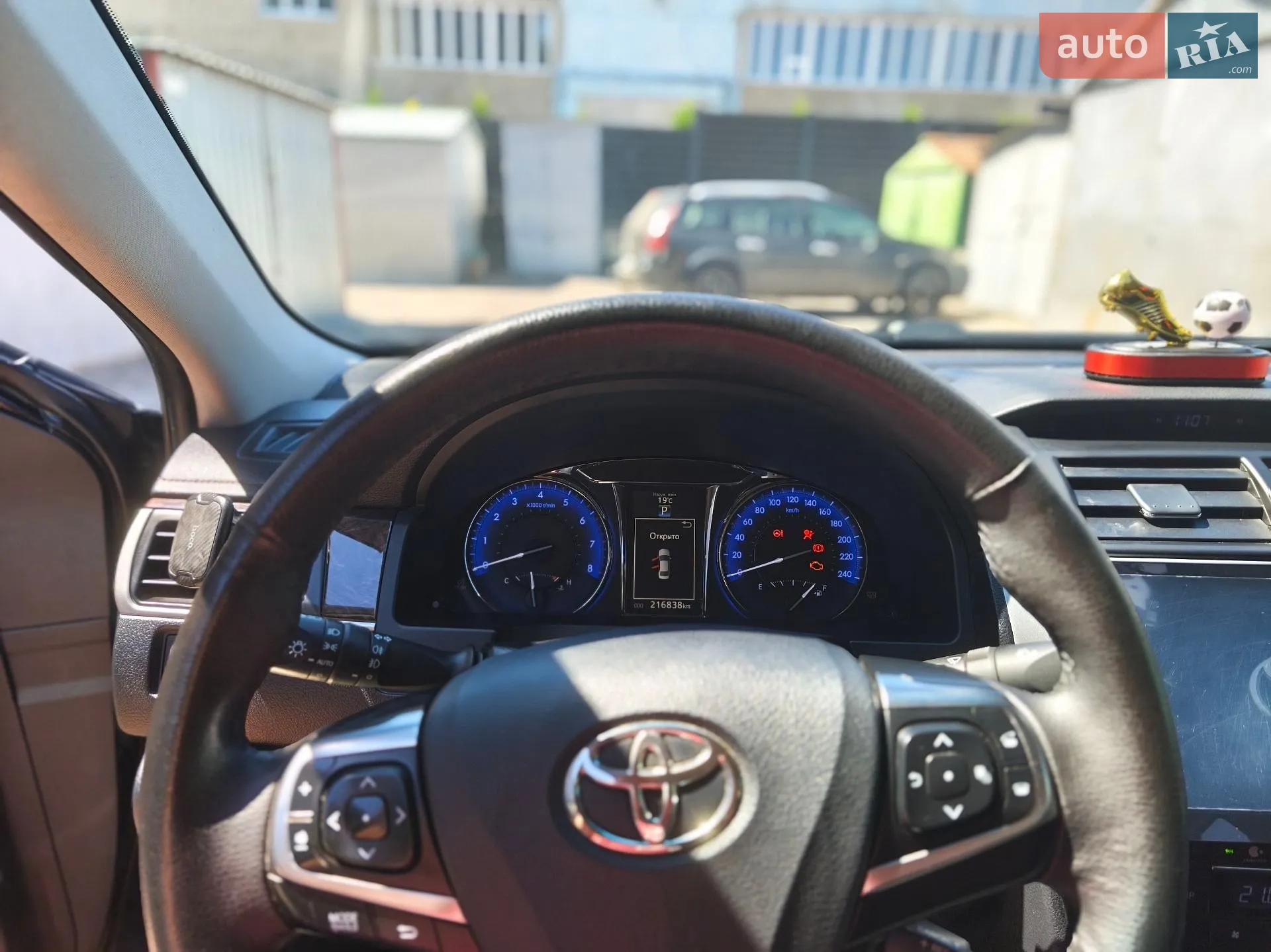 2017 Toyota Camry - мініатюра 16