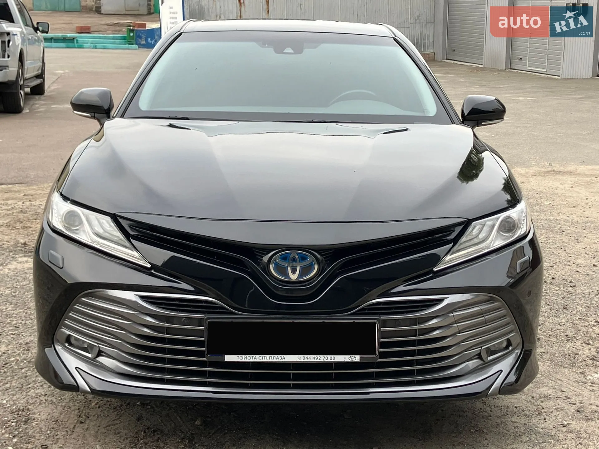 2020 Toyota Camry - мініатюра 2