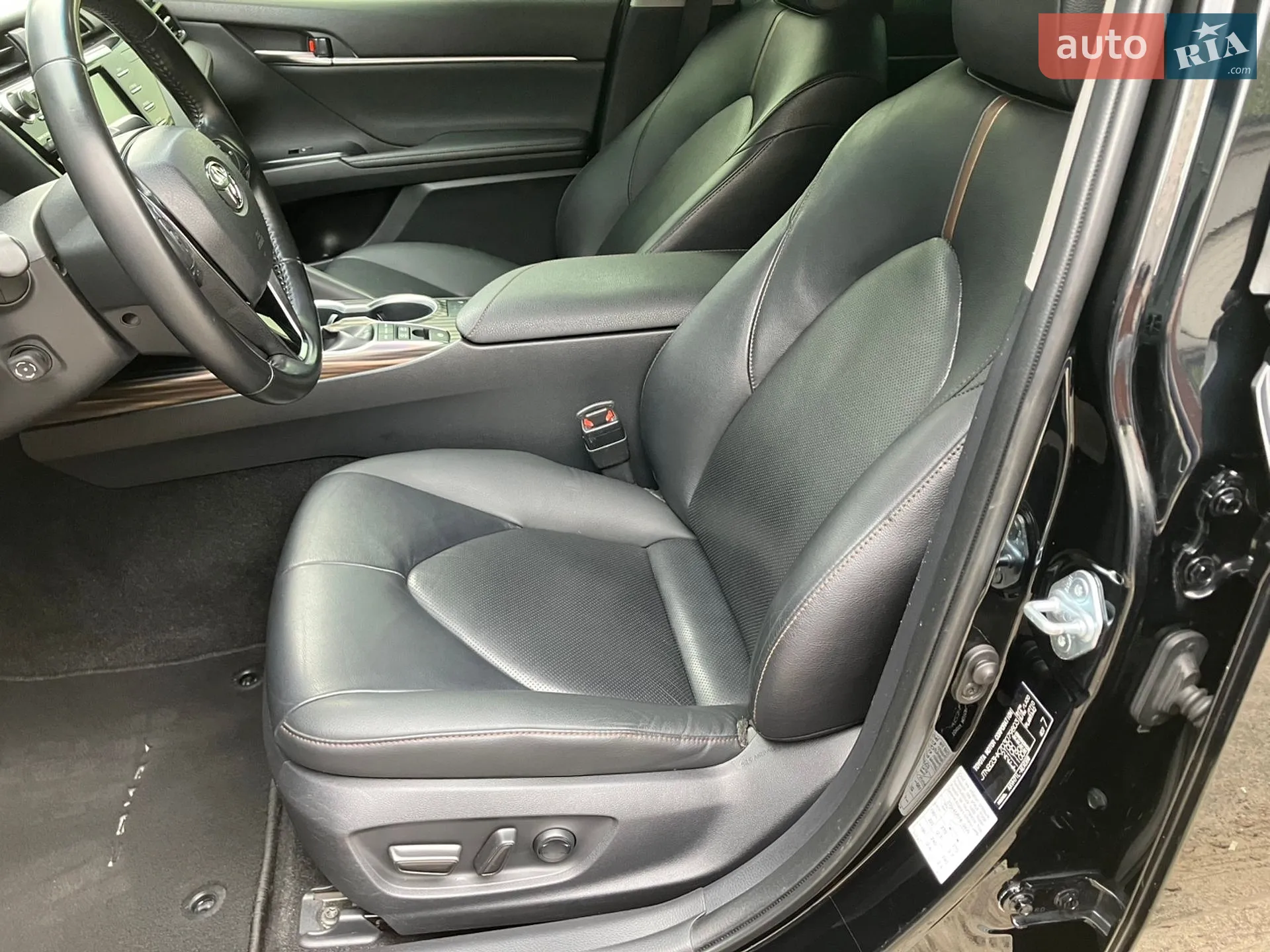 2020 Toyota Camry - мініатюра 9
