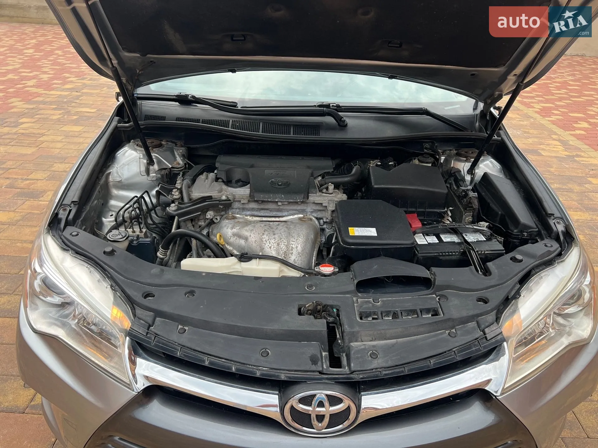 2016 Toyota Camry - мініатюра 12