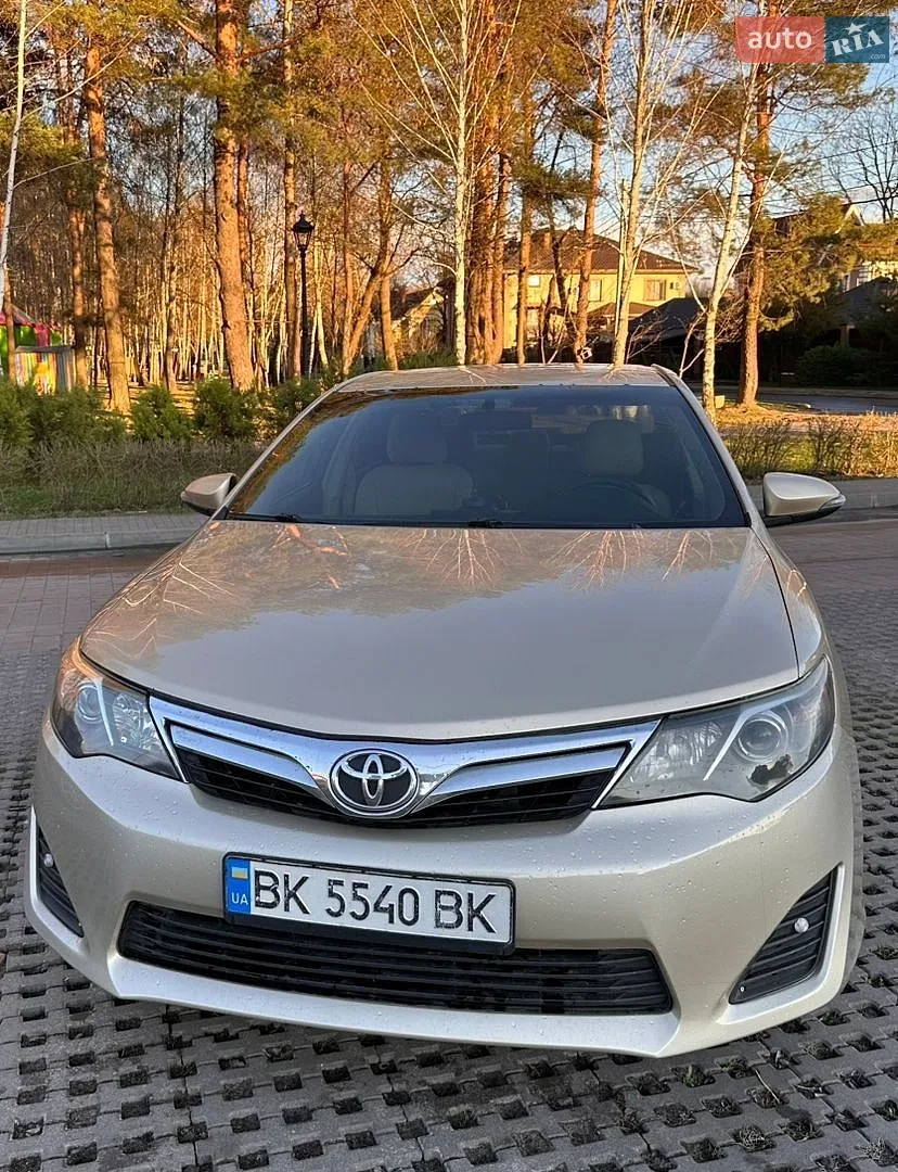 2011 Toyota Camry - мініатюра 16