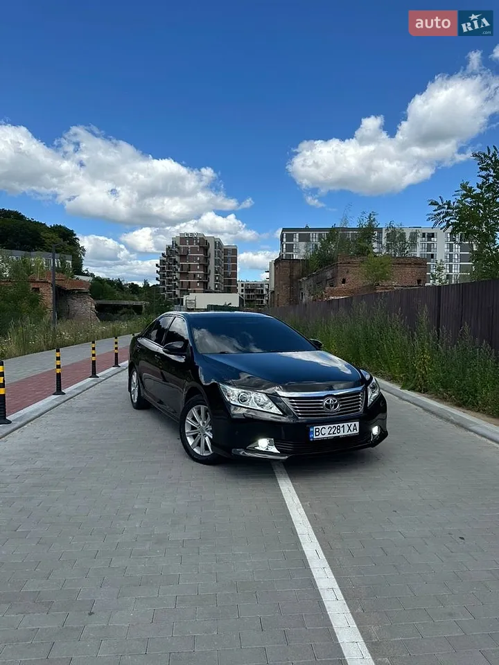 2013 Toyota Camry - мініатюра 18
