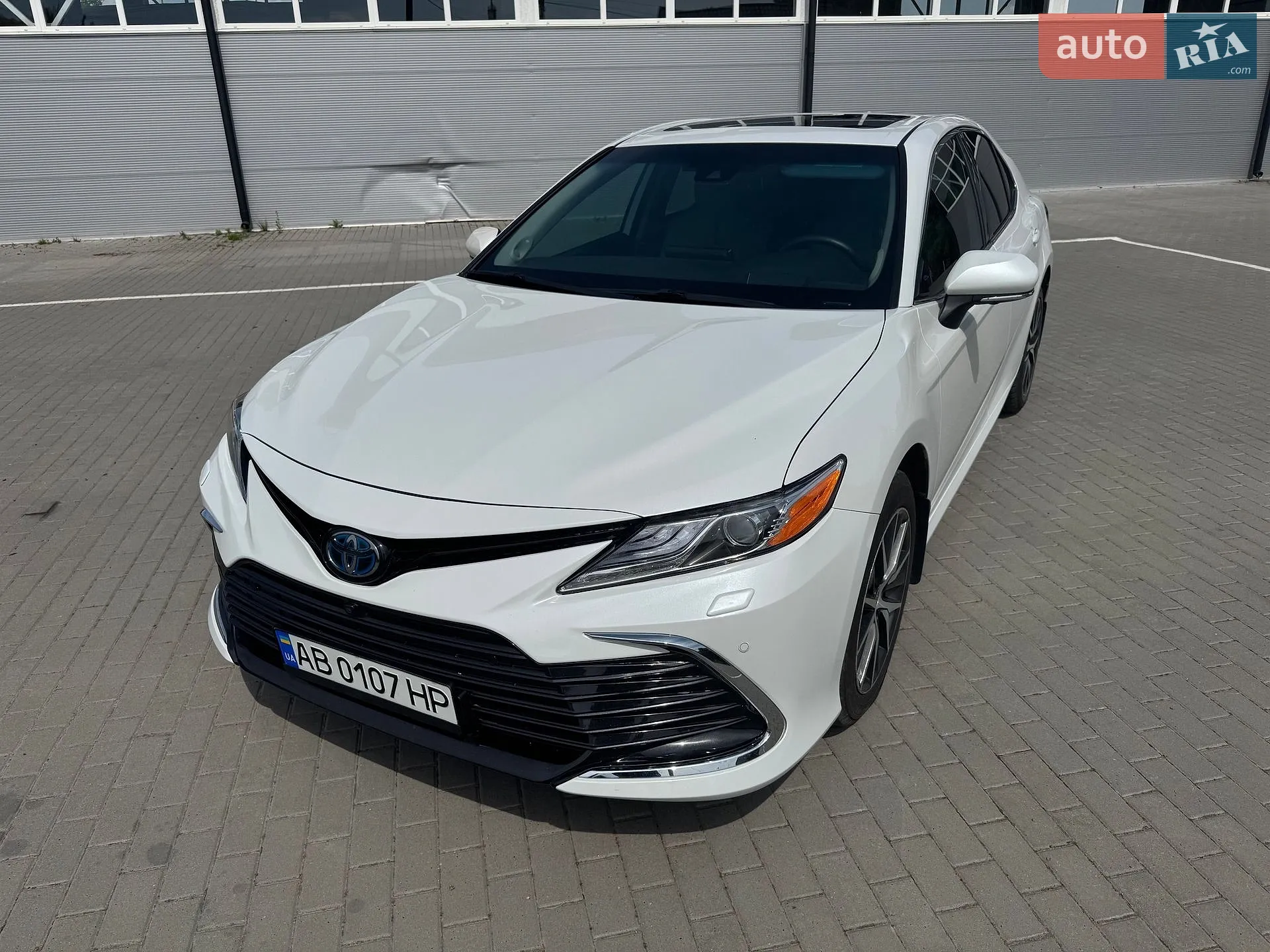 2022 Toyota Camry - фото 1